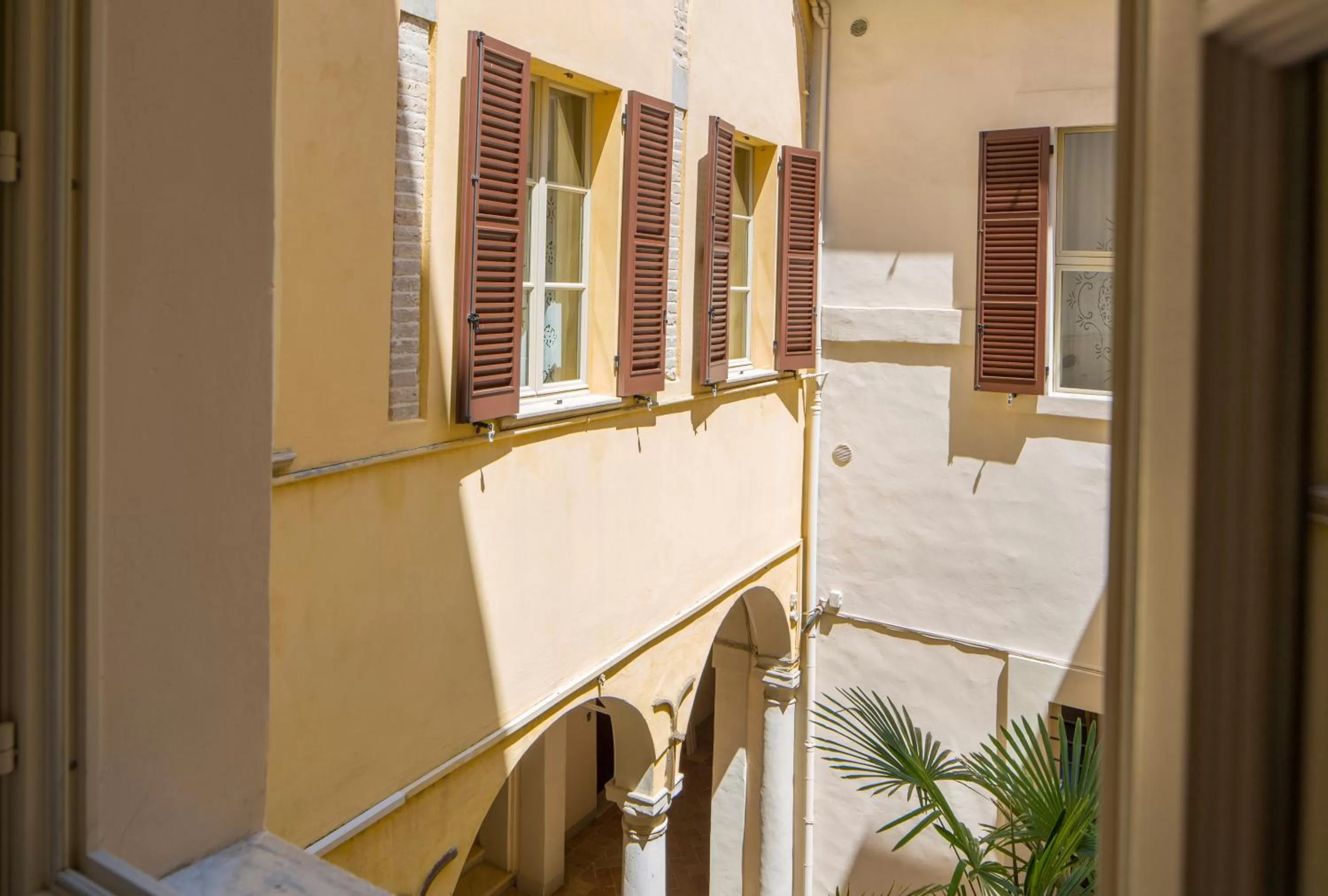 Day in Palazzo Rotati