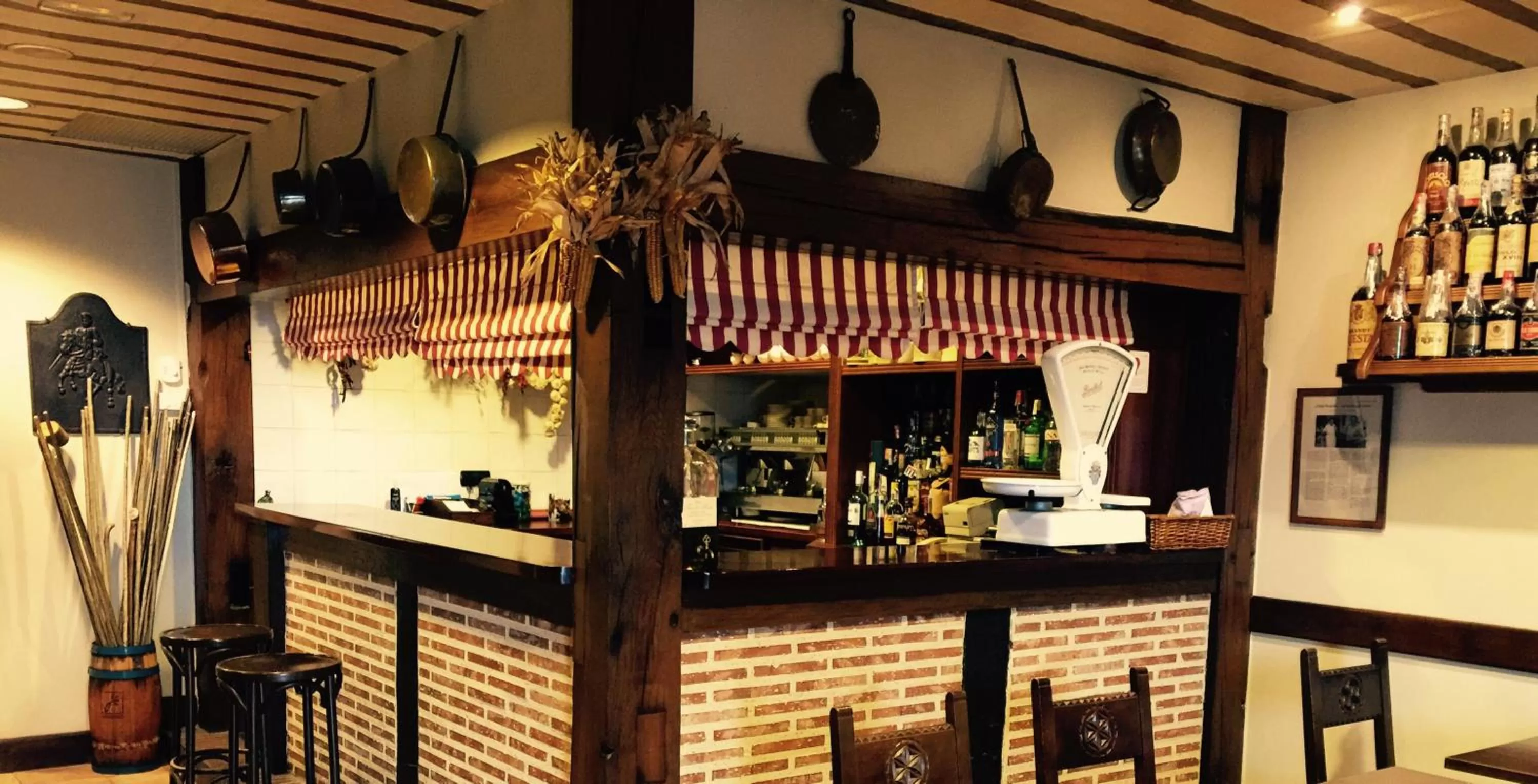 Restaurant/places to eat in Batzarki