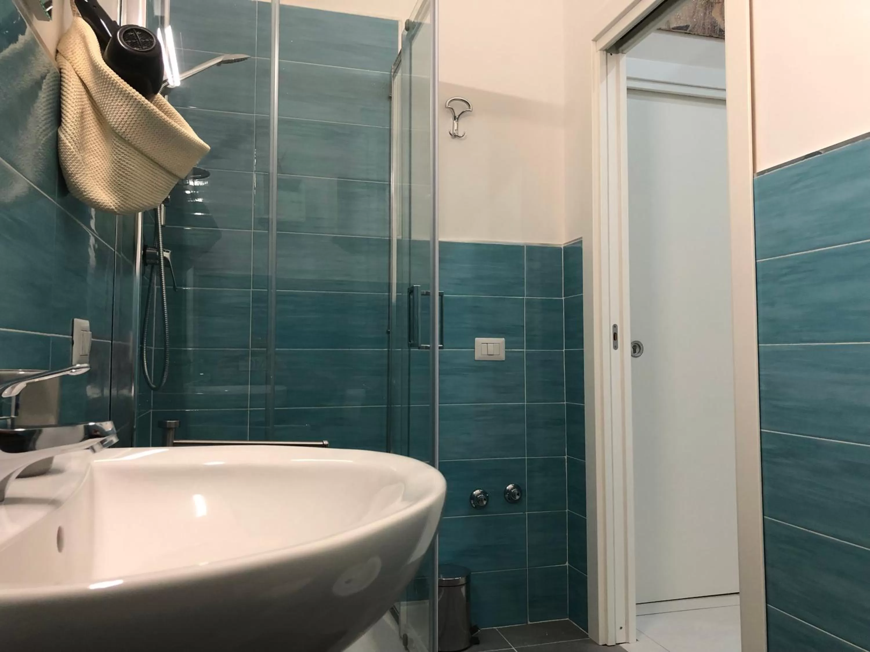 Bathroom in cavour 58