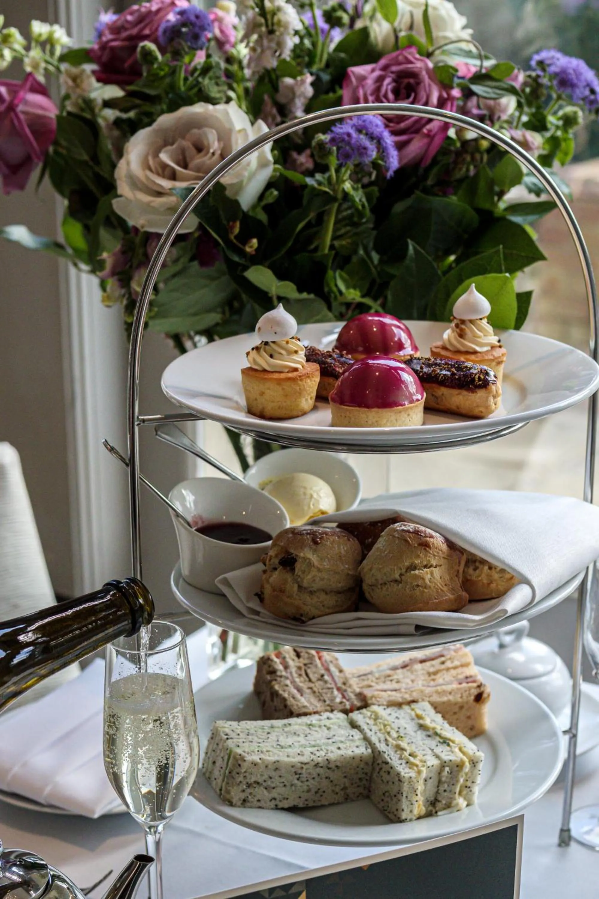 Food and drinks in Rowhill Grange Hotel & Utopia Spa