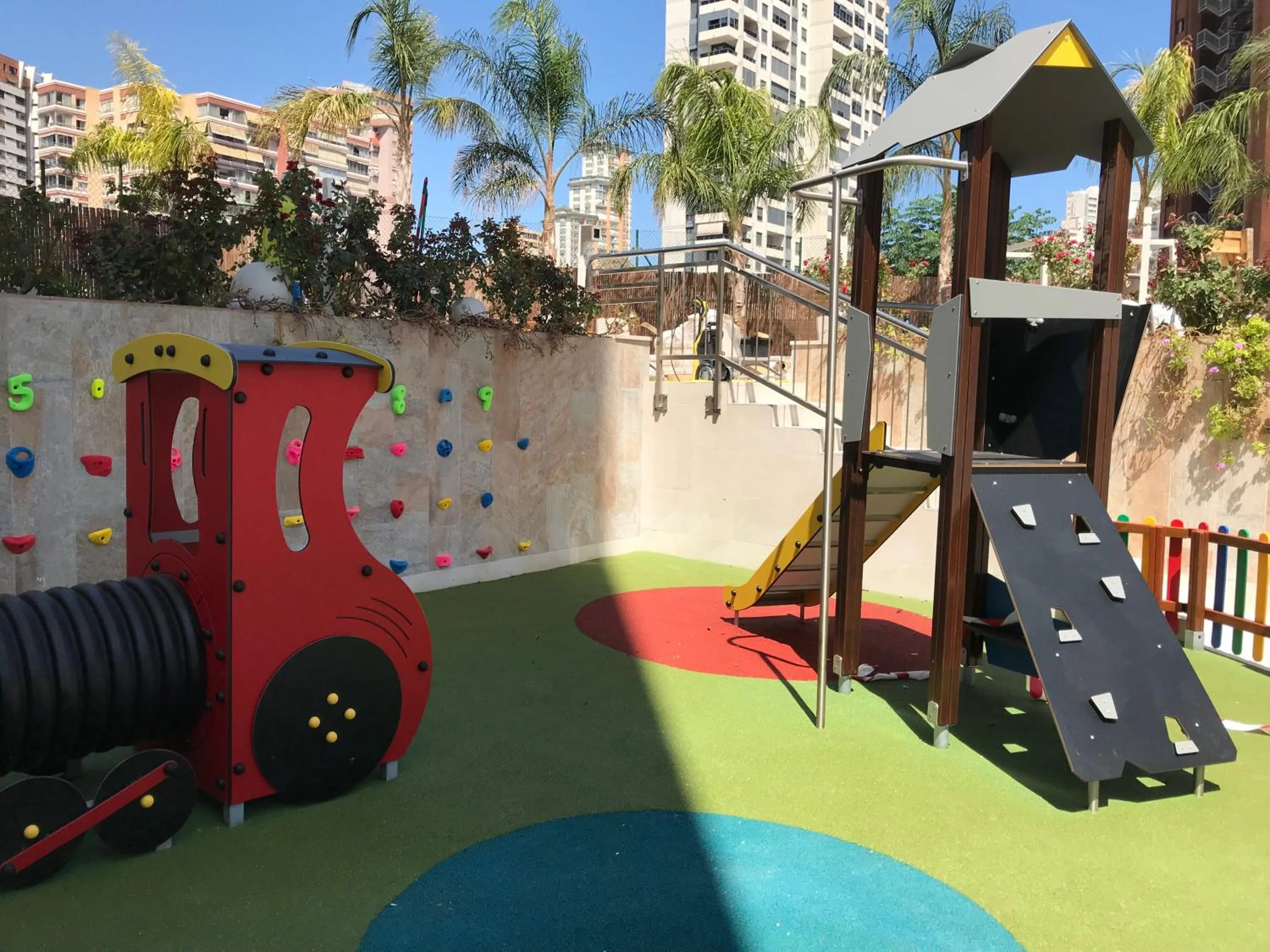 Children play ground in Hotel Presidente 4 sup