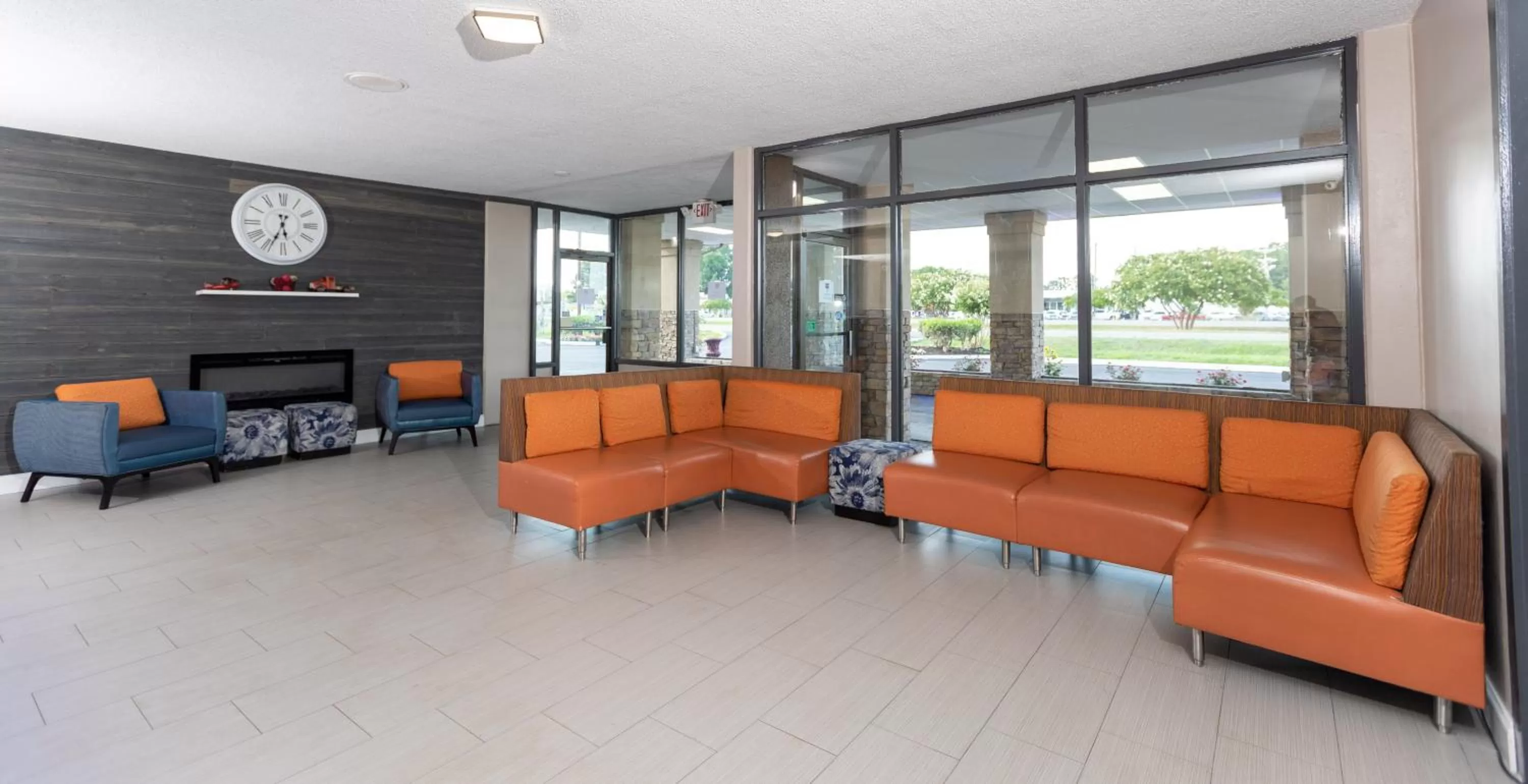 Seating area in Super 8 by Wyndham Goldsboro