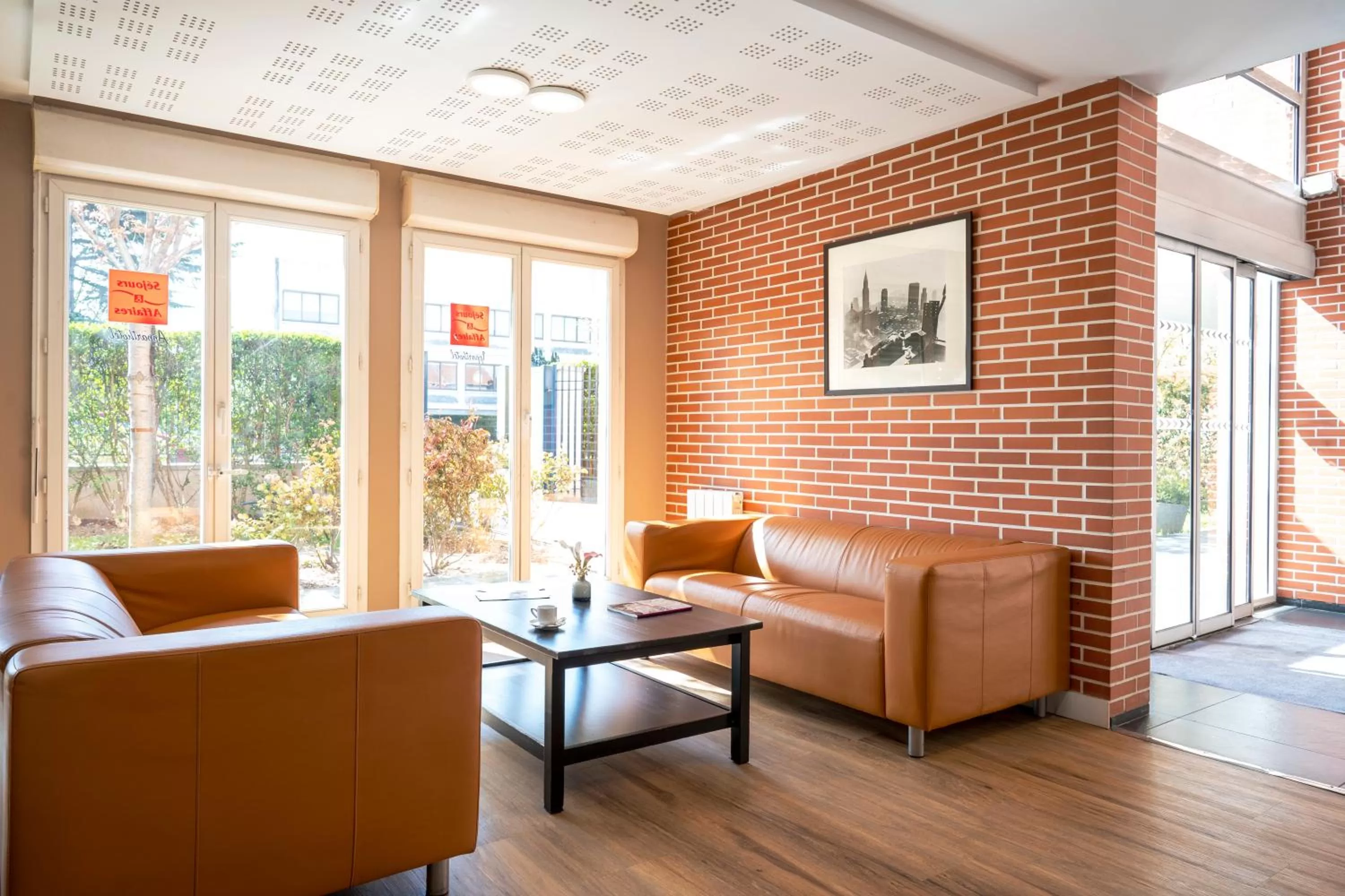 Lobby or reception in Séjours & Affaires Créteil Le Magistere