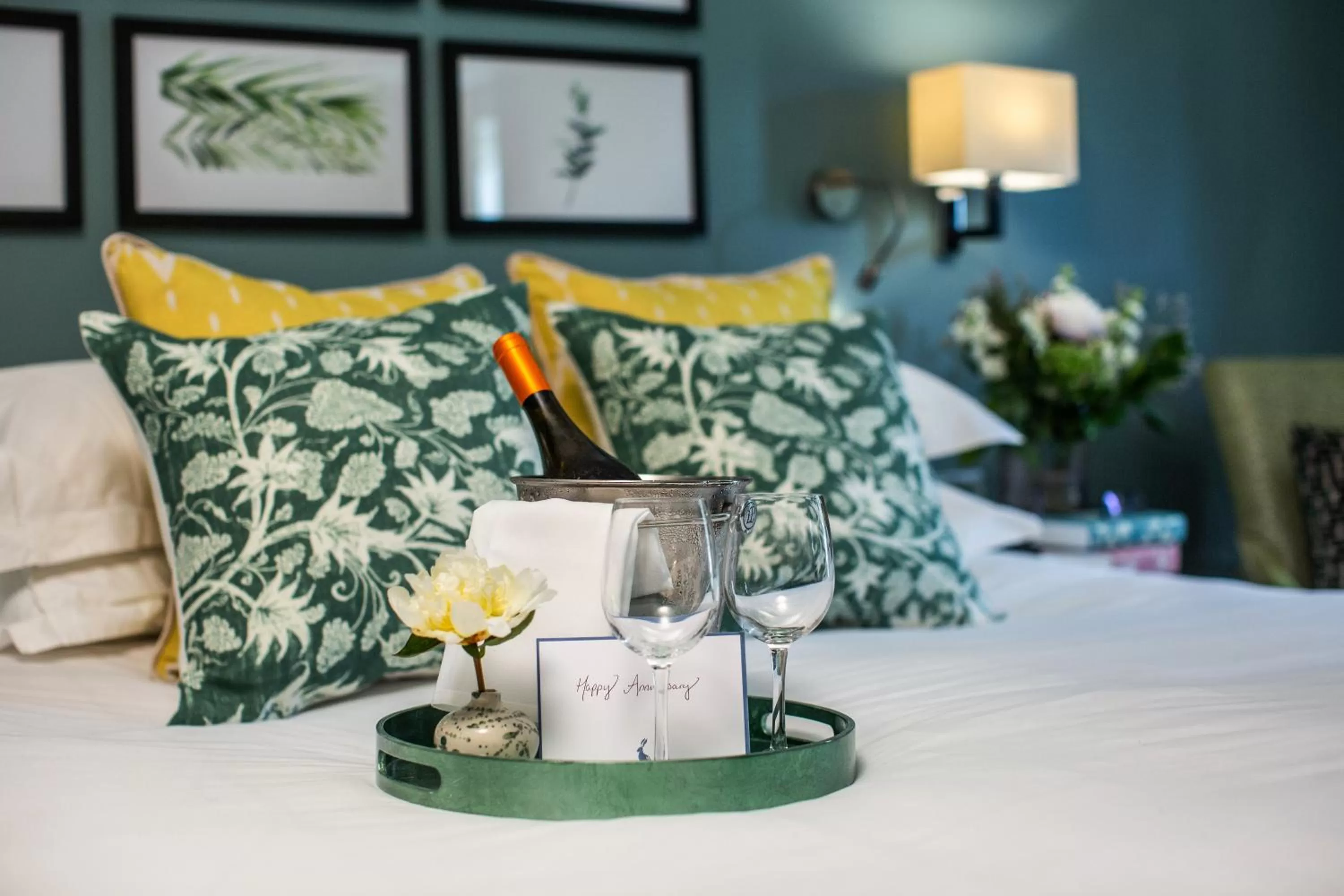 Bedroom, Bed in Hogarths