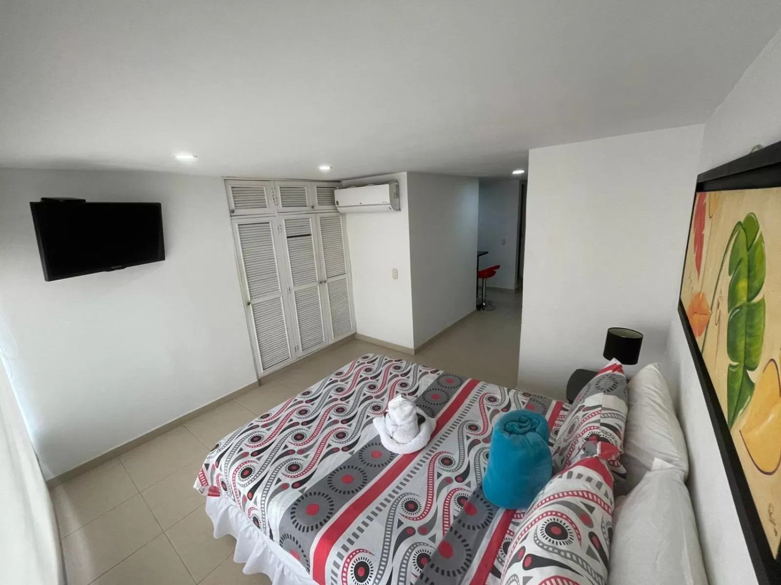 Photo of the whole room in Lindos apartaestudios y habitaciones en Ibague