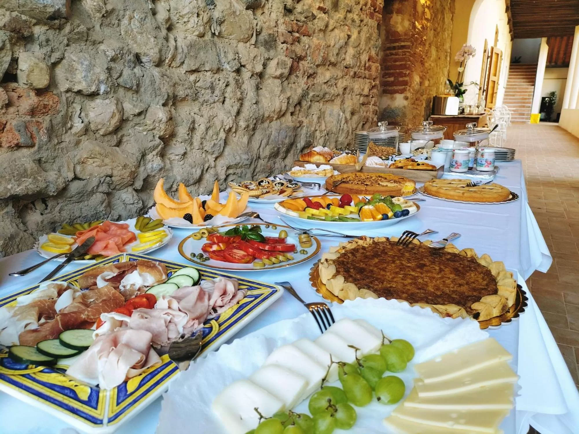 Buffet breakfast in Badia Giulia Prestigious Historical B&B, Camaiore - Adults Only - No Pets