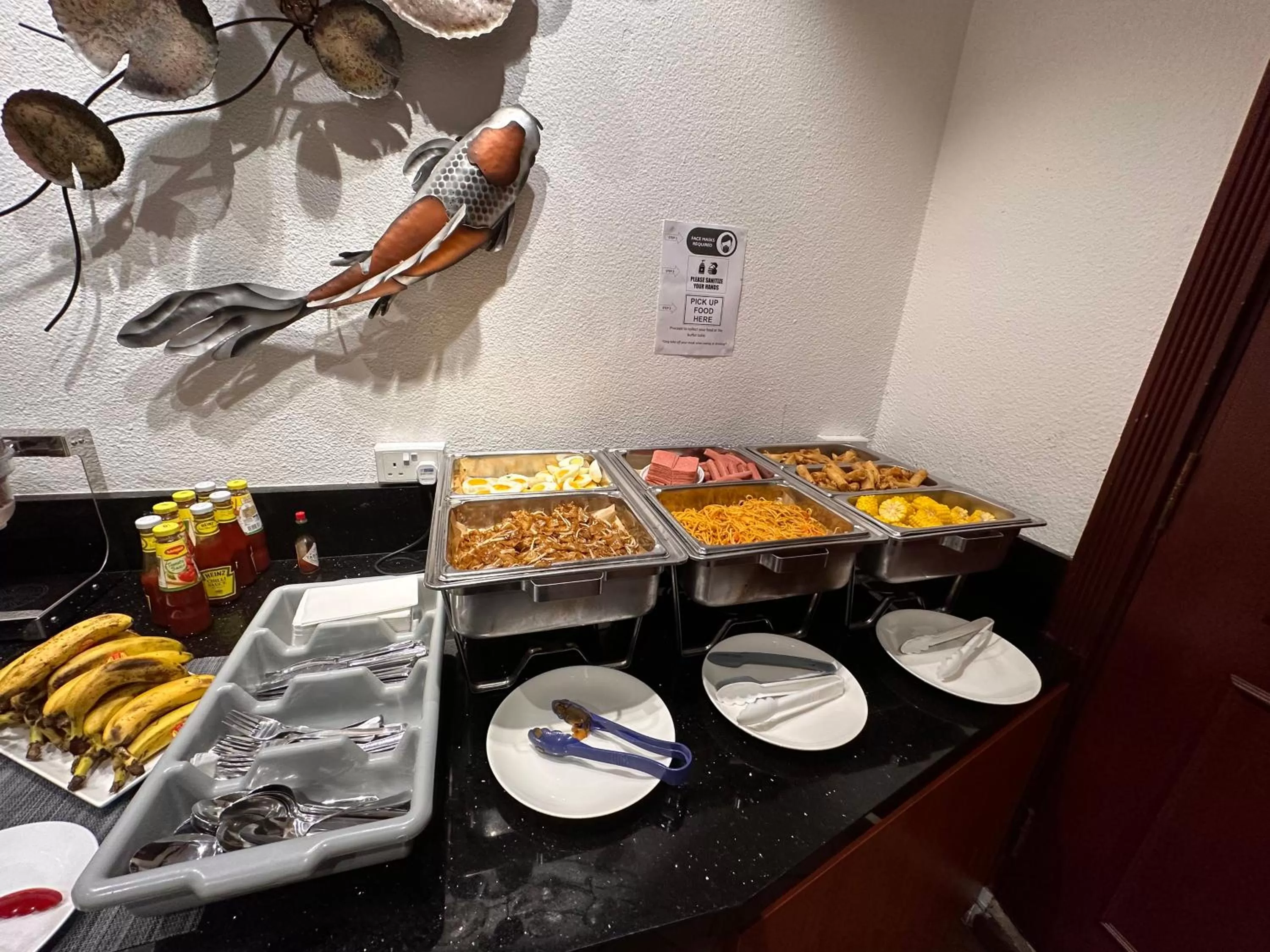 Buffet breakfast in Park View Hotel