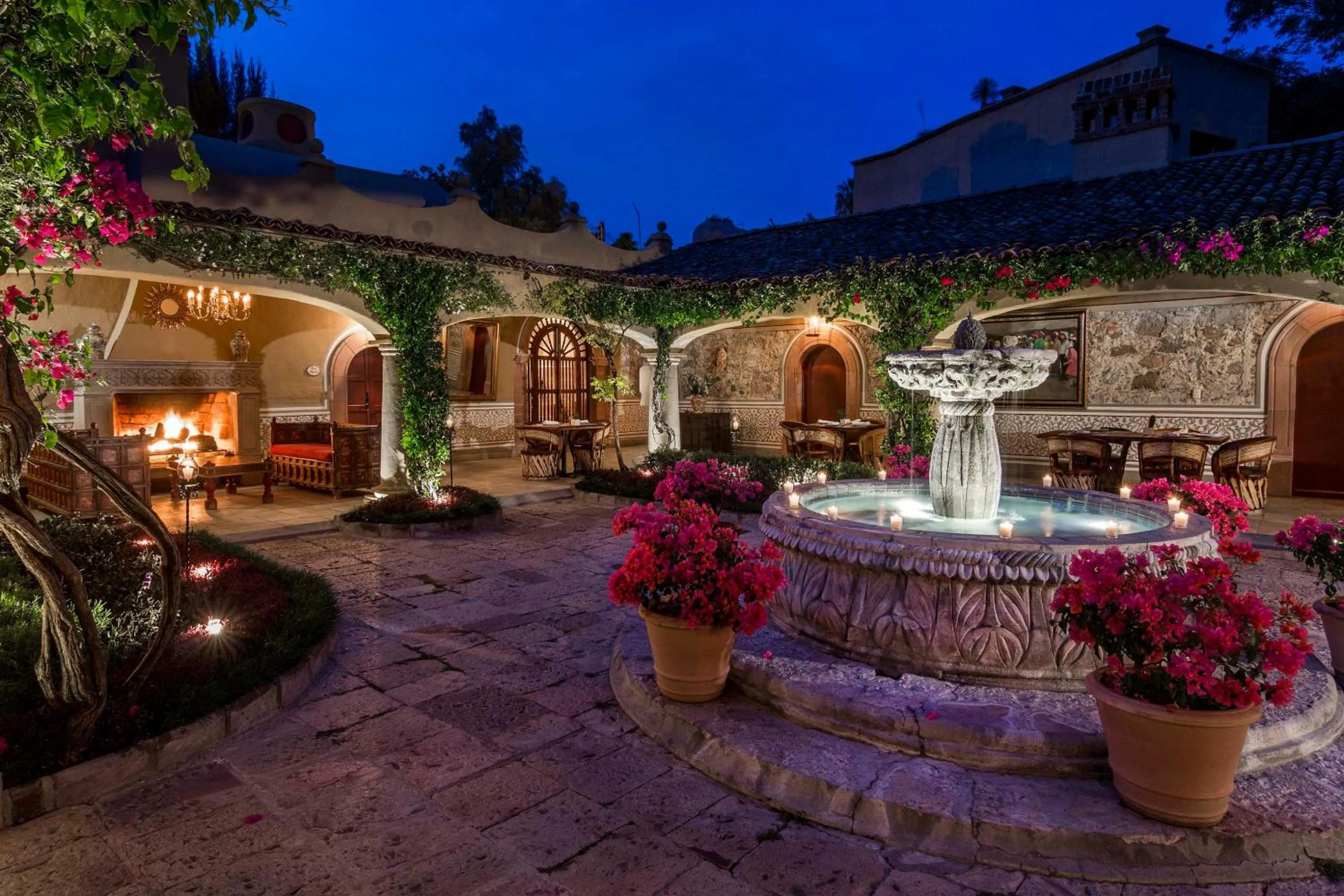 Restaurant/places to eat in Villa Santa Mónica