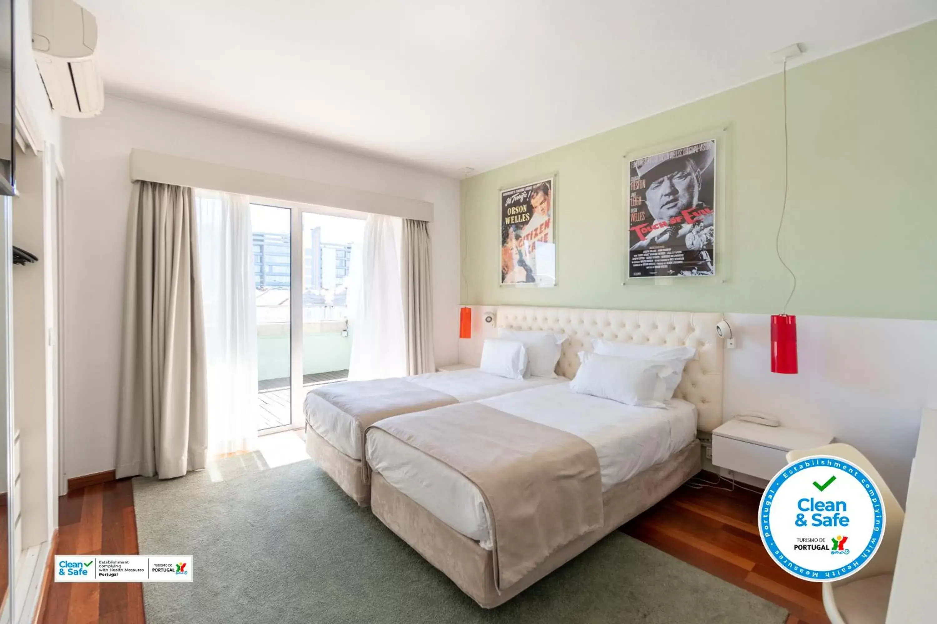 Standard Double or Twin Room in Hotel Florida Standard Double or Twin Room in Hotel Florida