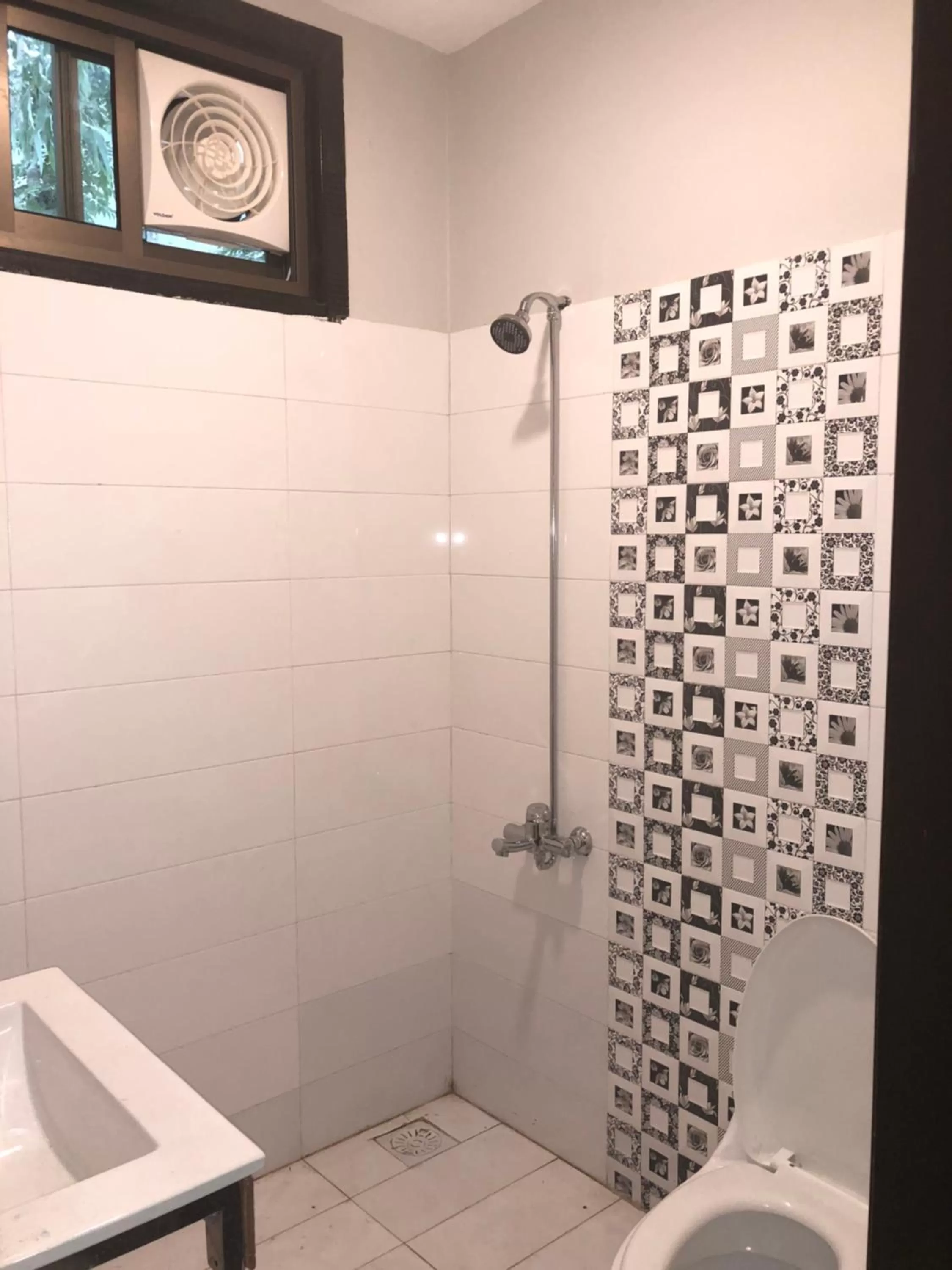 Bathroom in Hotel La Orilla Muzaffarabad