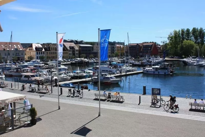 Neighbourhood in Hotel Am Yachthafen