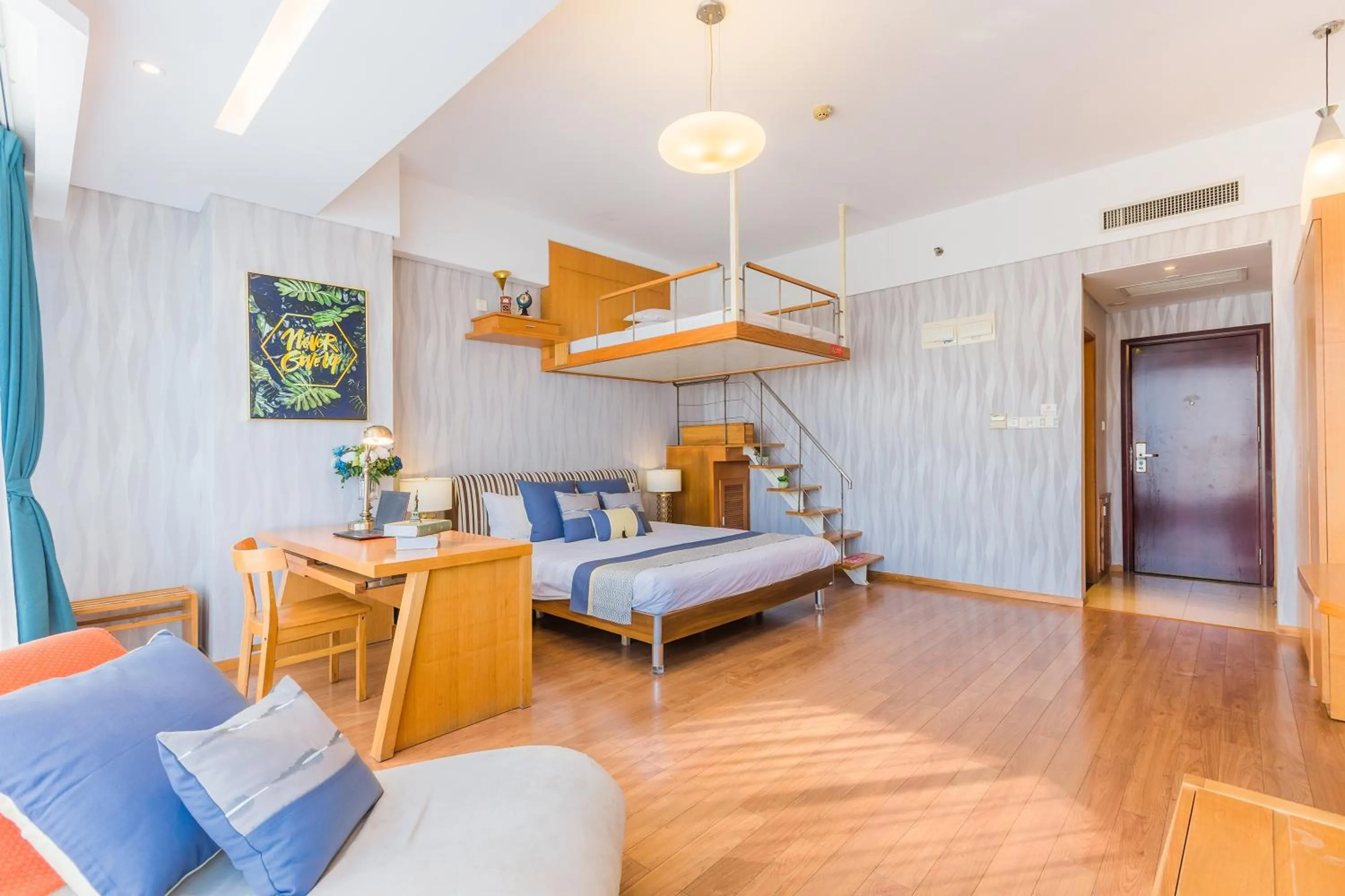 Bed in Westlake 7 Service Apartment