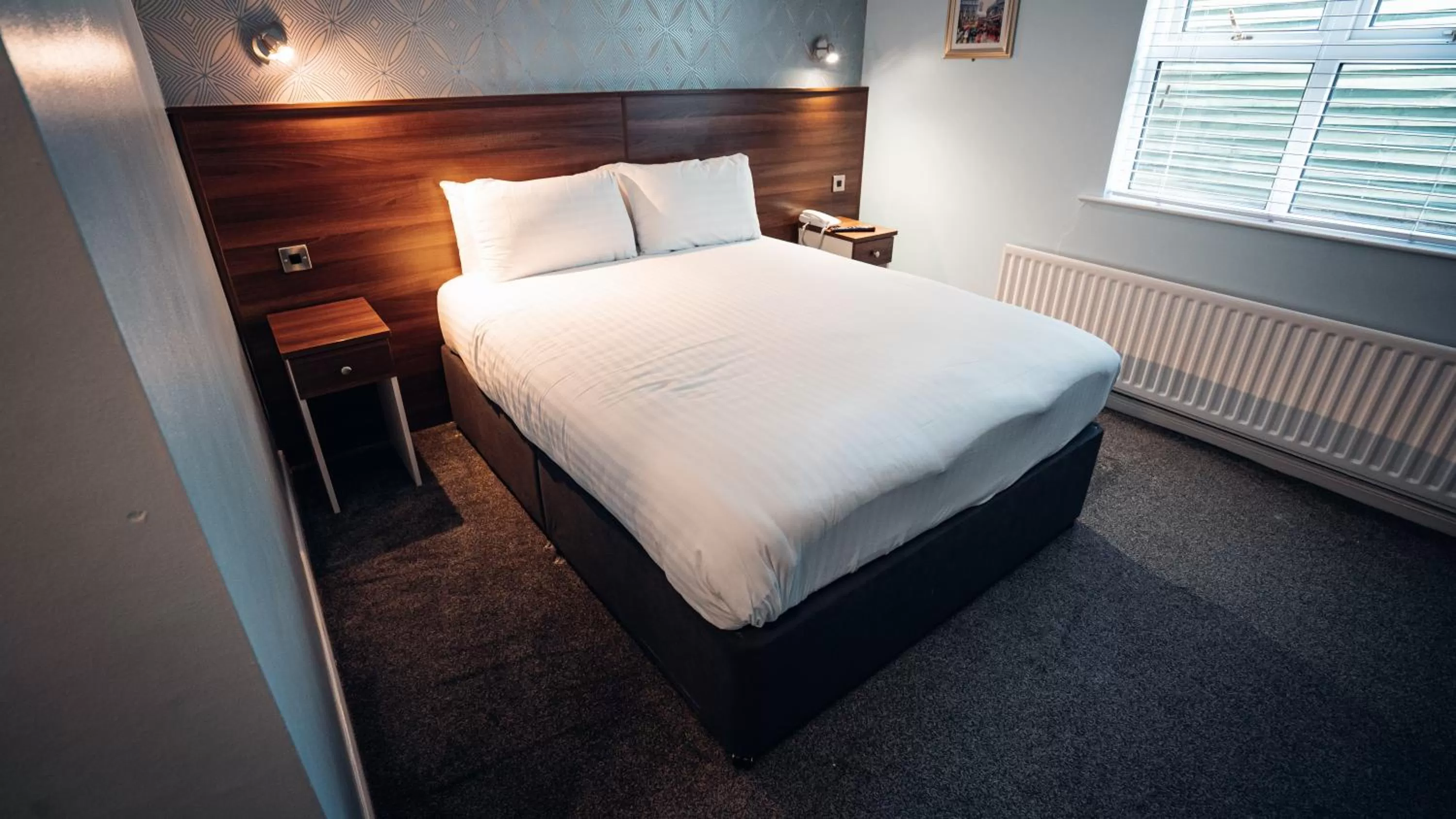 Bed in Beechlawn Hotel