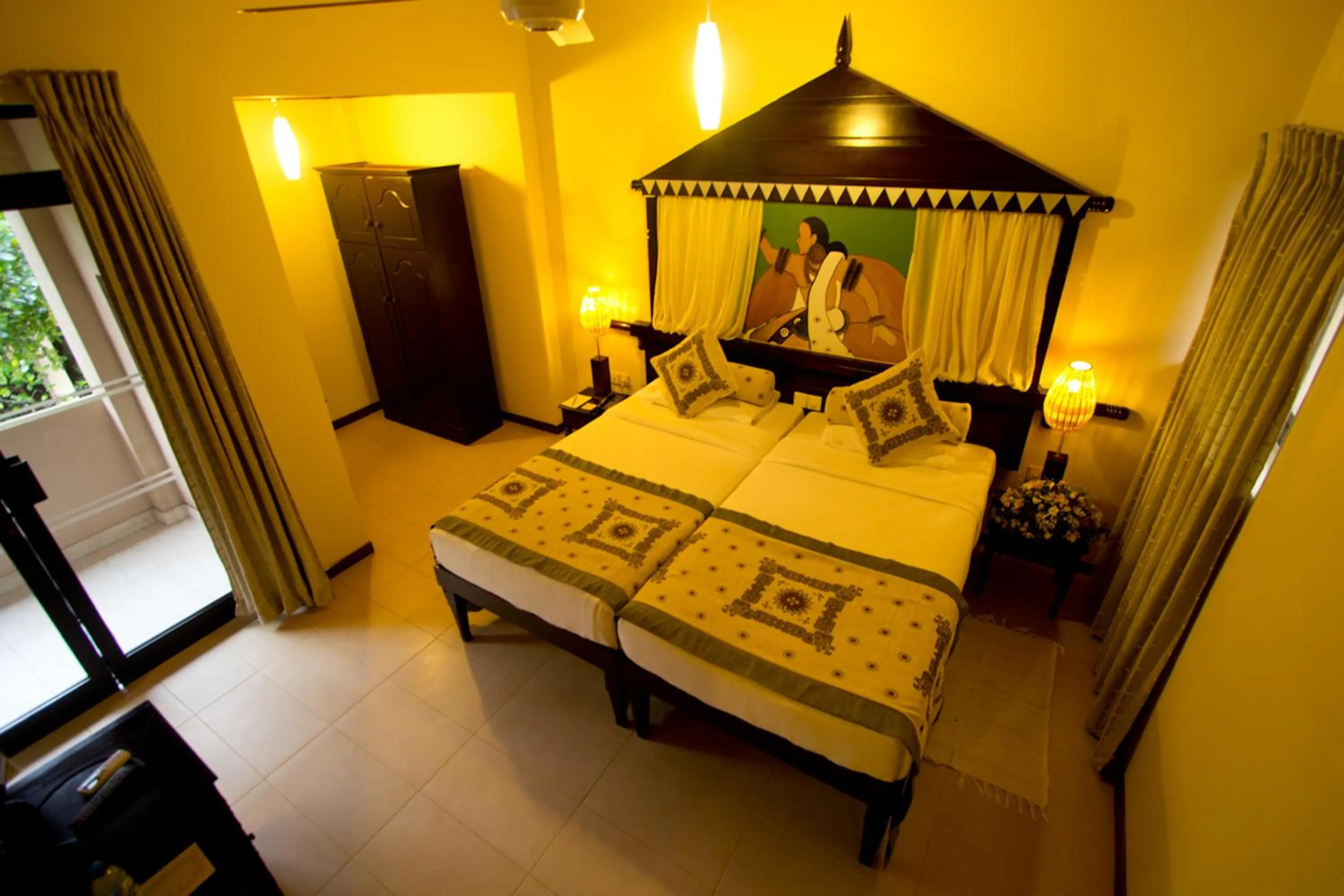 Photo of the whole room in Randholee Resort & Spa