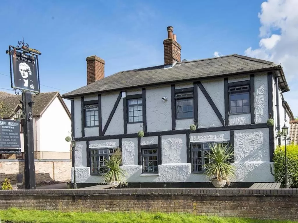 Property Building in The King William IV