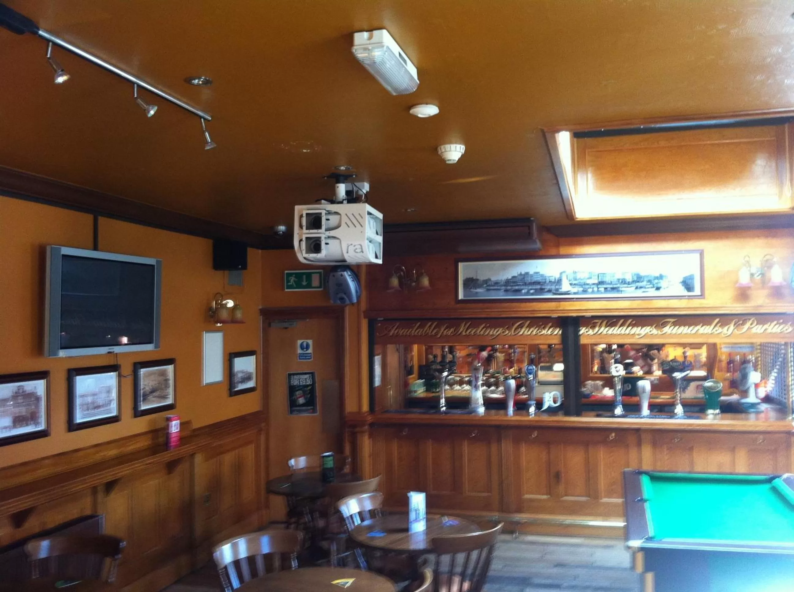 Game Room in Hotel de Ville