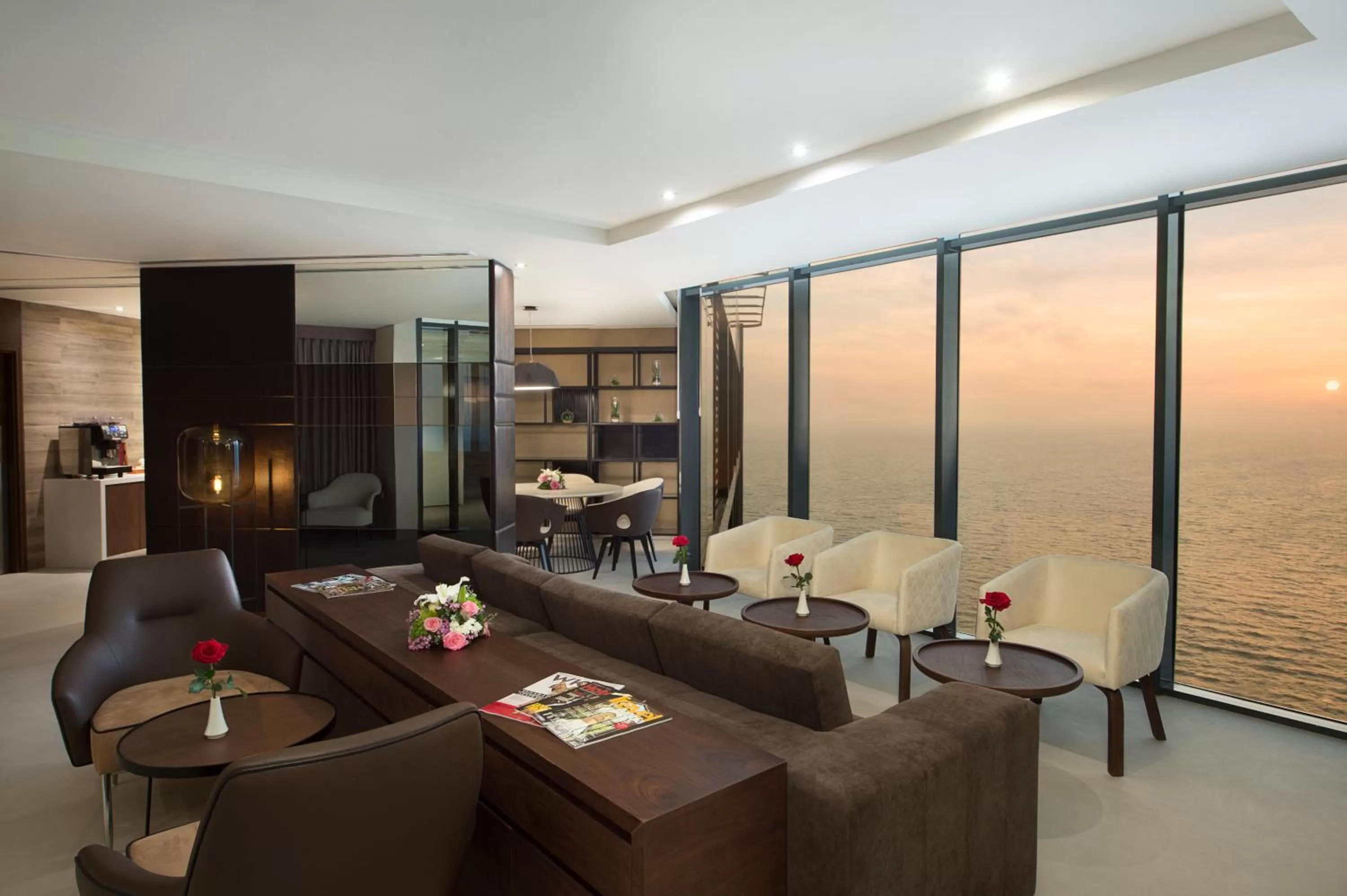 Lounge or bar in Wyndham Garden Ajman Corniche