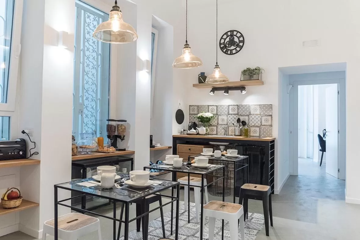 Restaurant/places to eat in A Misura Duomo Rooms & Apartment - LS Accommodations