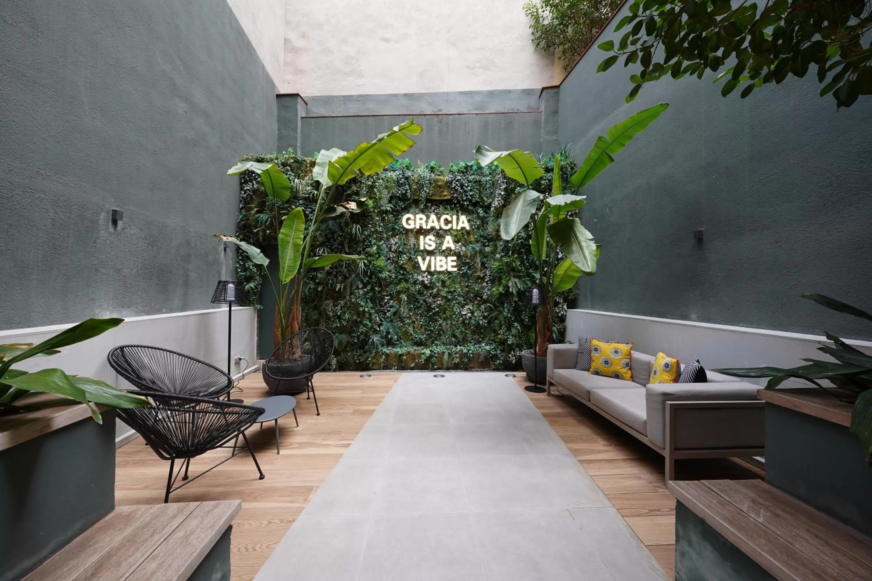 Garden in Numa Barcelona Brio