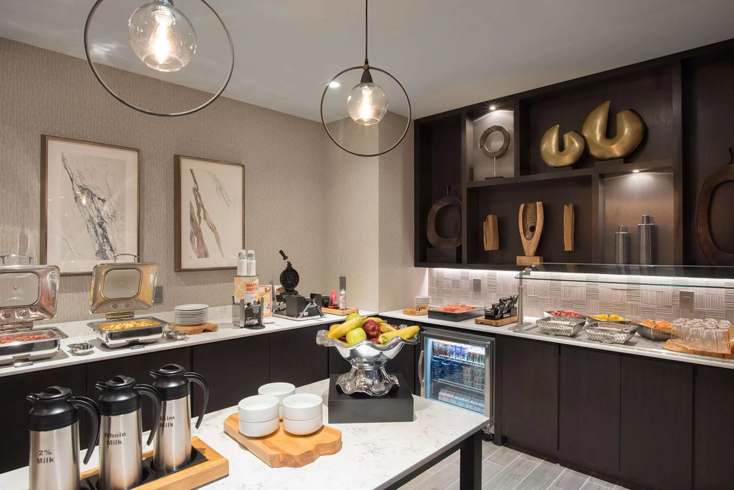 Dining area in Hilton Garden Inn Hanover Lebanon