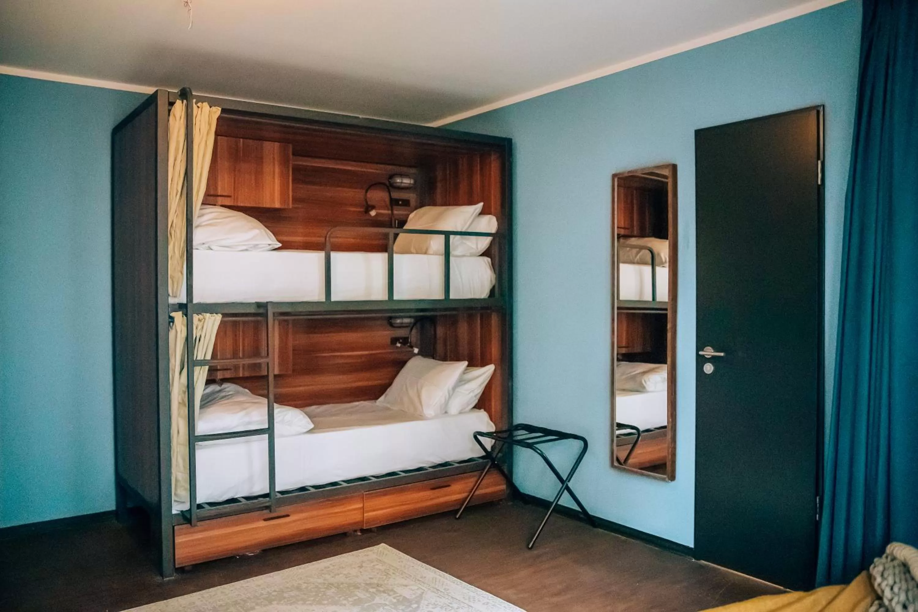 Bed in 6-Bed Dormitory Room in Numa Berlin Torstrasse