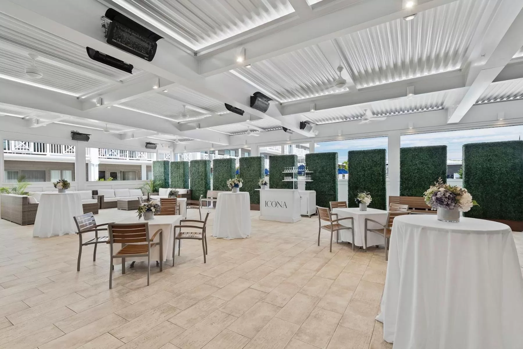 Balcony/Terrace in ICONA Avalon