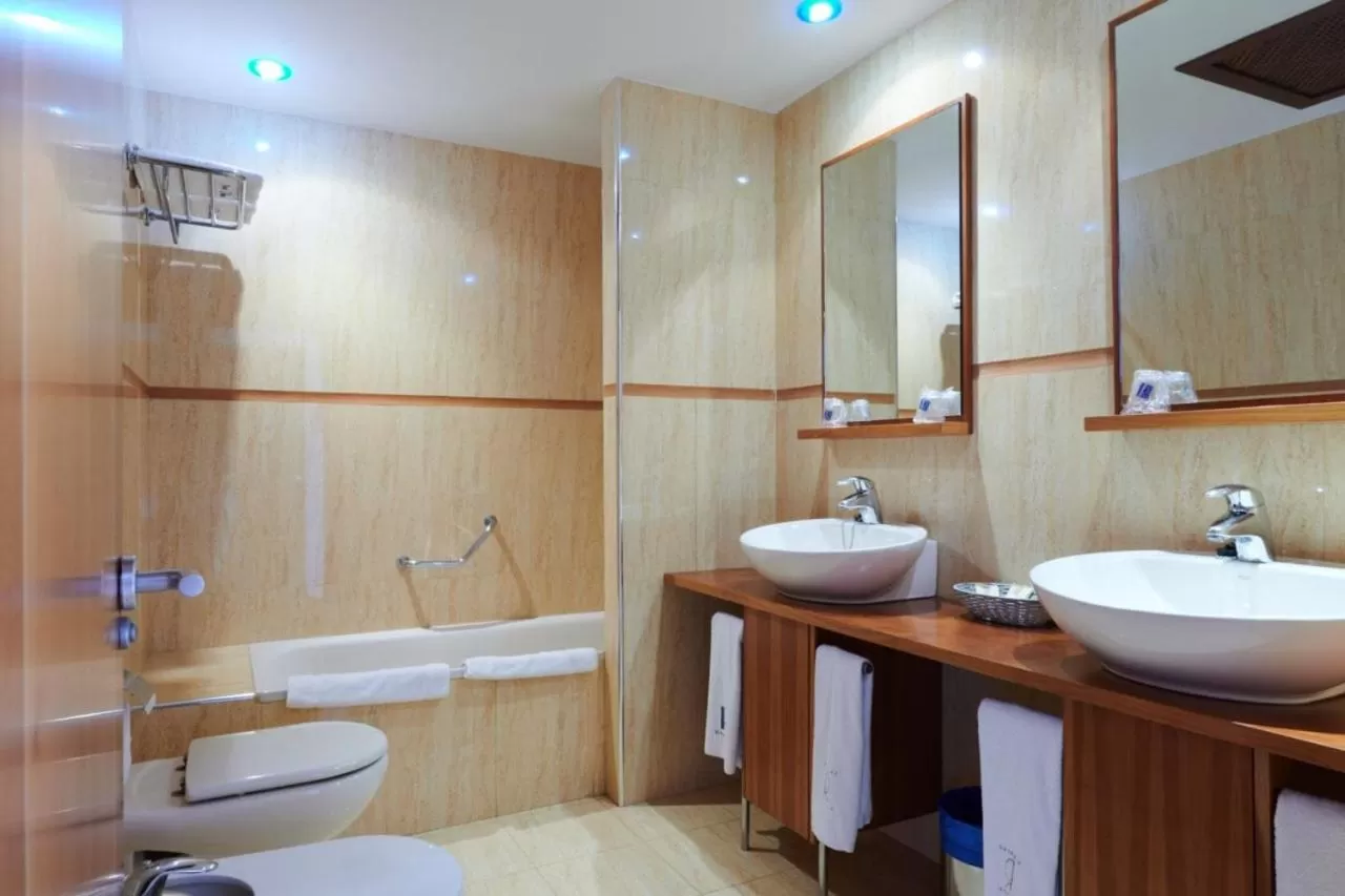 Bathroom in Ramblas Vendrell