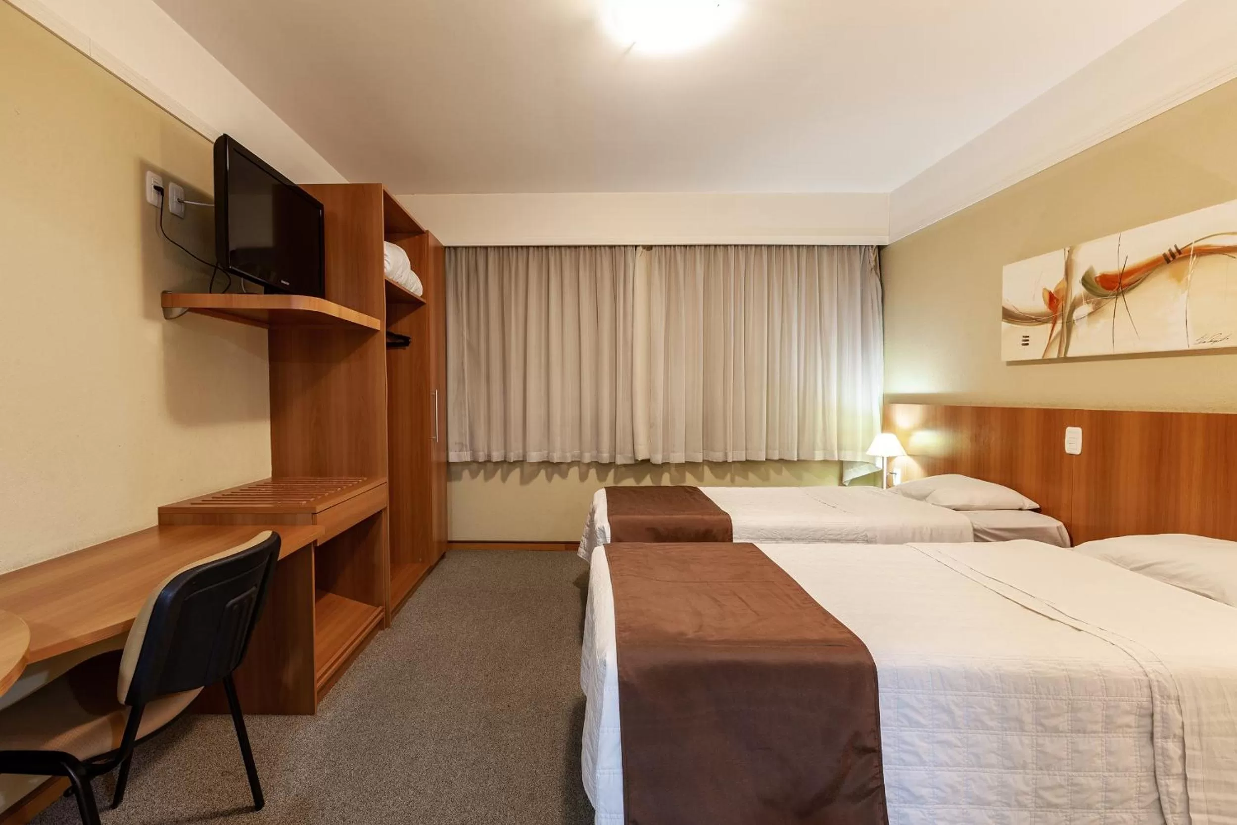 Bedroom, Bed in Tri Hotel Executive Caxias