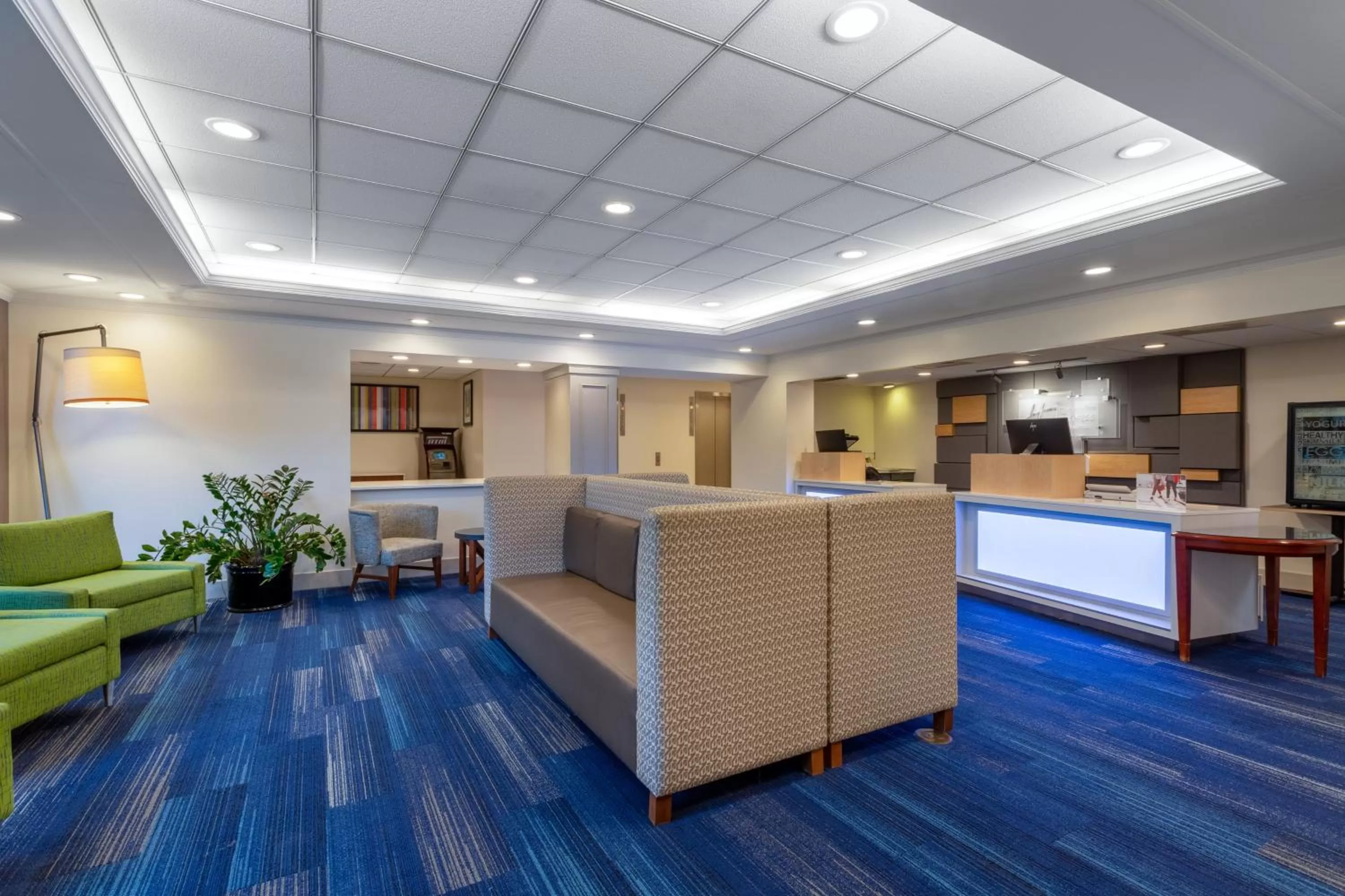 Property building in Holiday Inn Express Hotel & Suites Philadelphia - King of Prussia by IHG