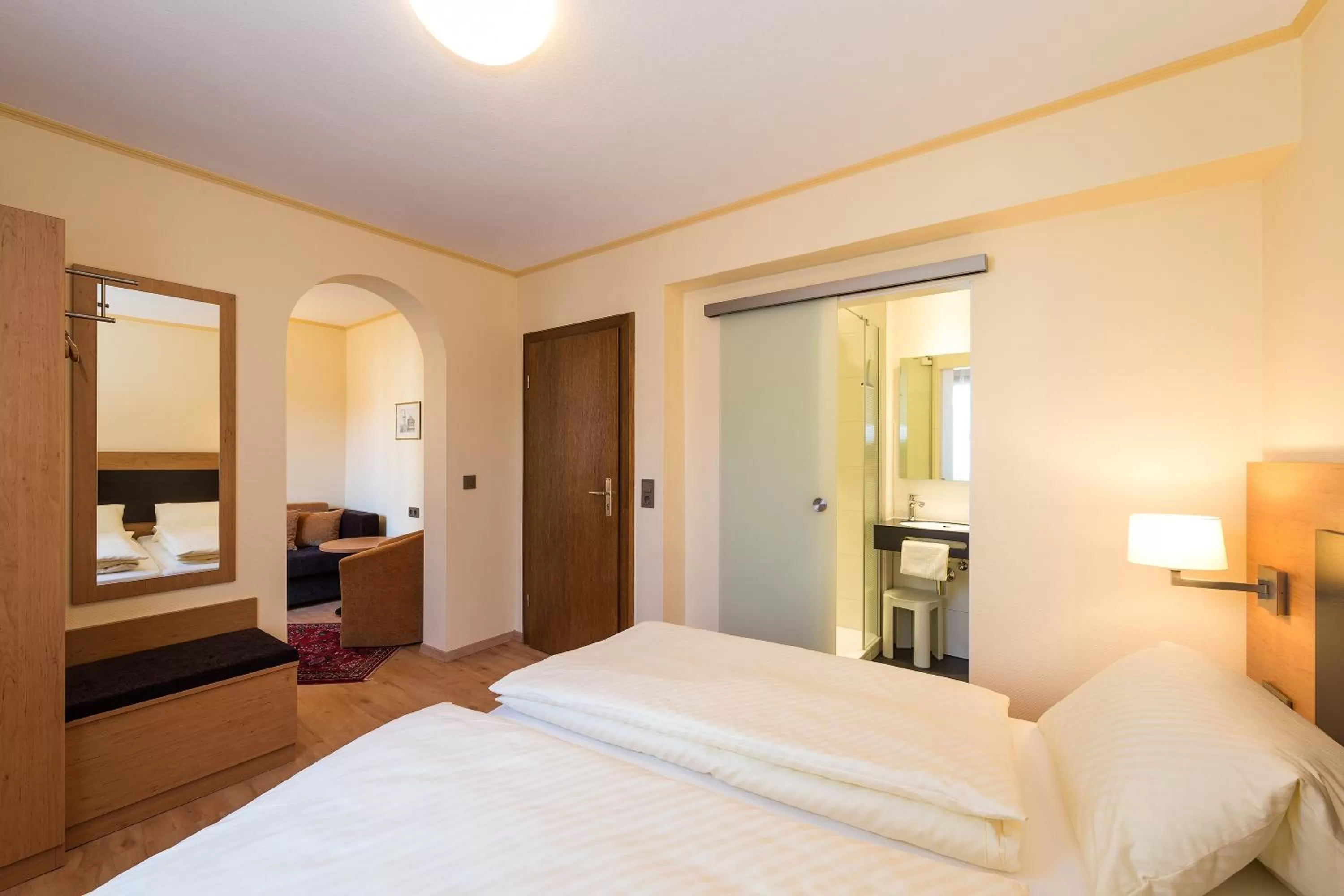 Bed in Hotel Hirschen