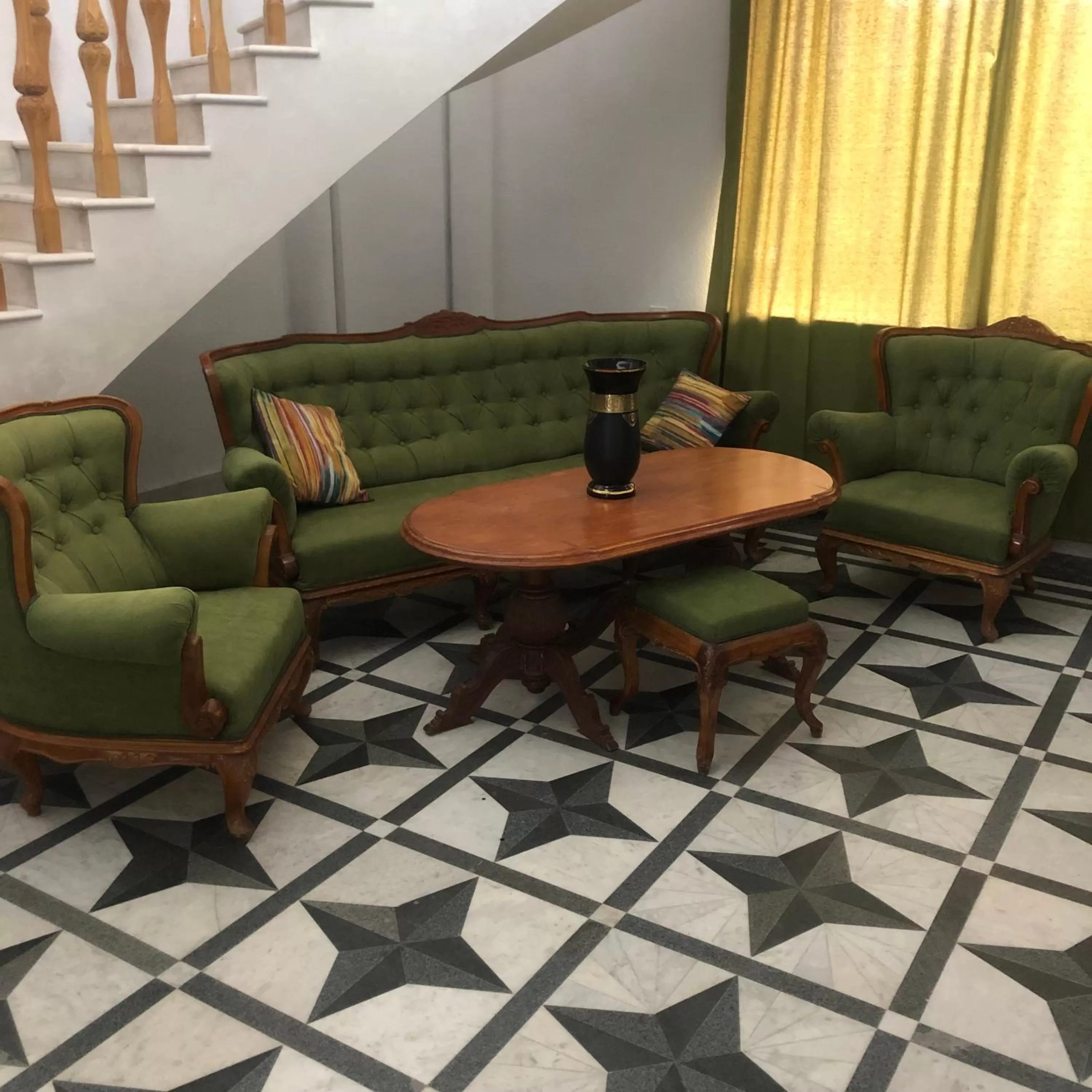 Seating Area in Elross Hotel