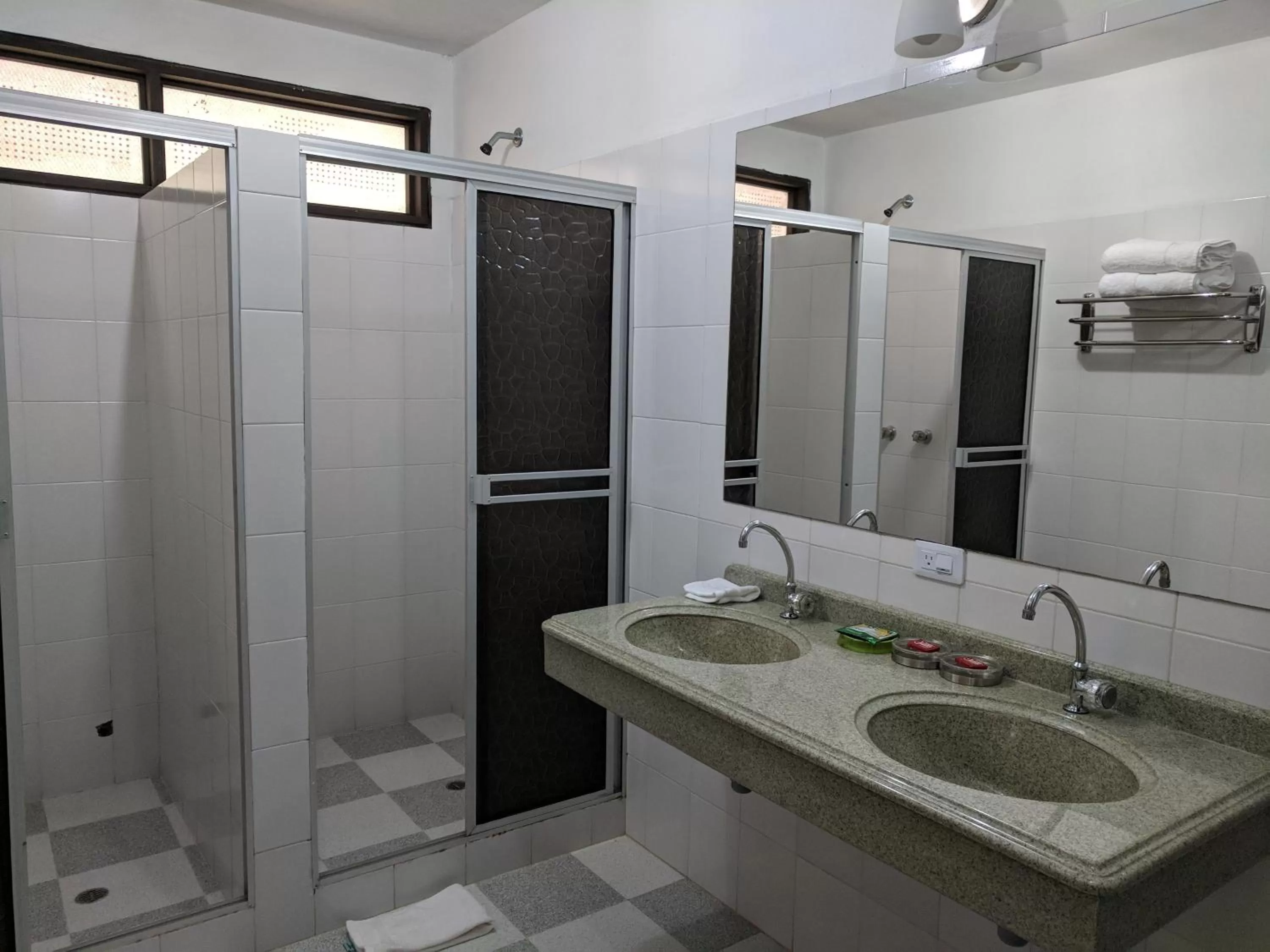 Bathroom in Hotel Huaka-yo