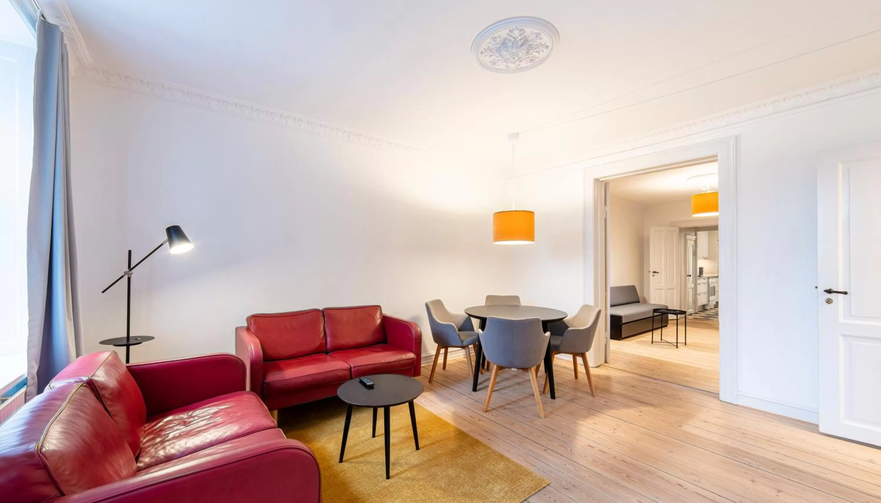 Living room in Go Hotel Saga