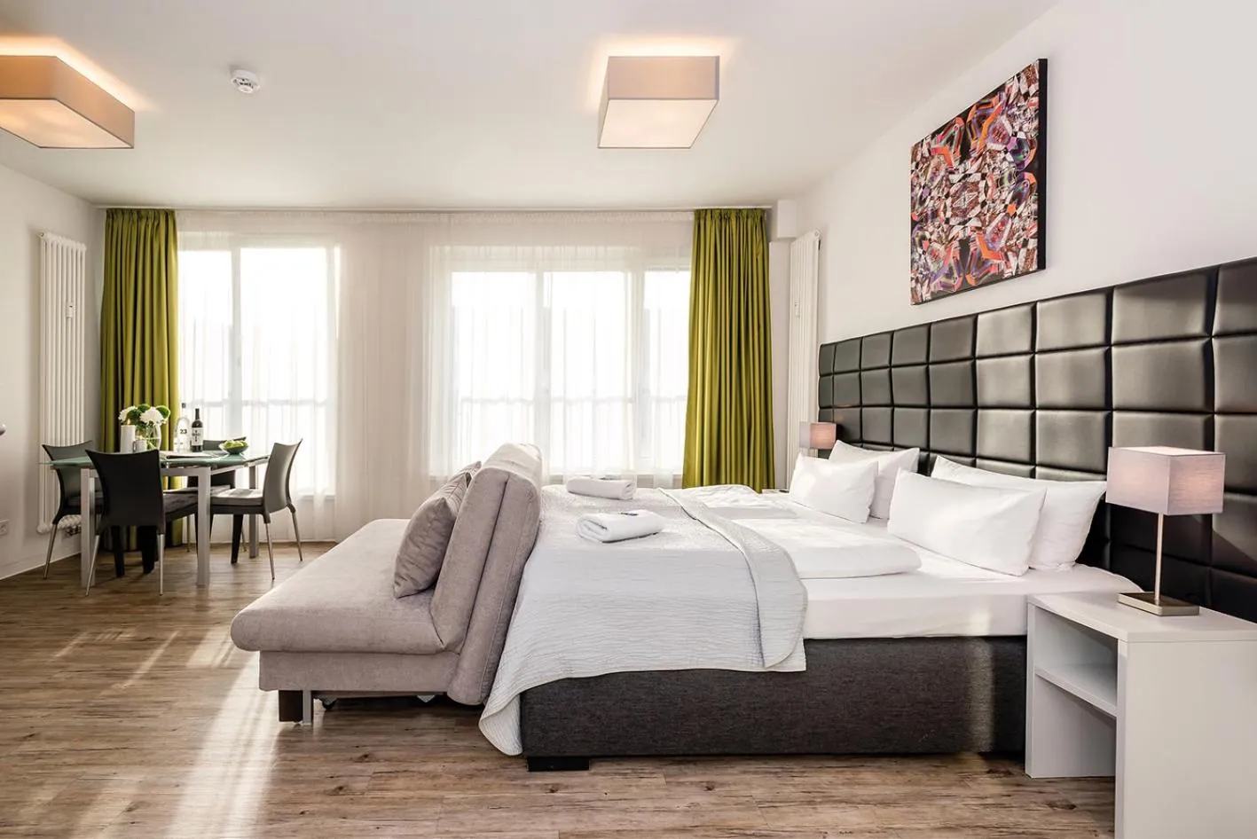 Bed in Apartments Rosenthal Residence