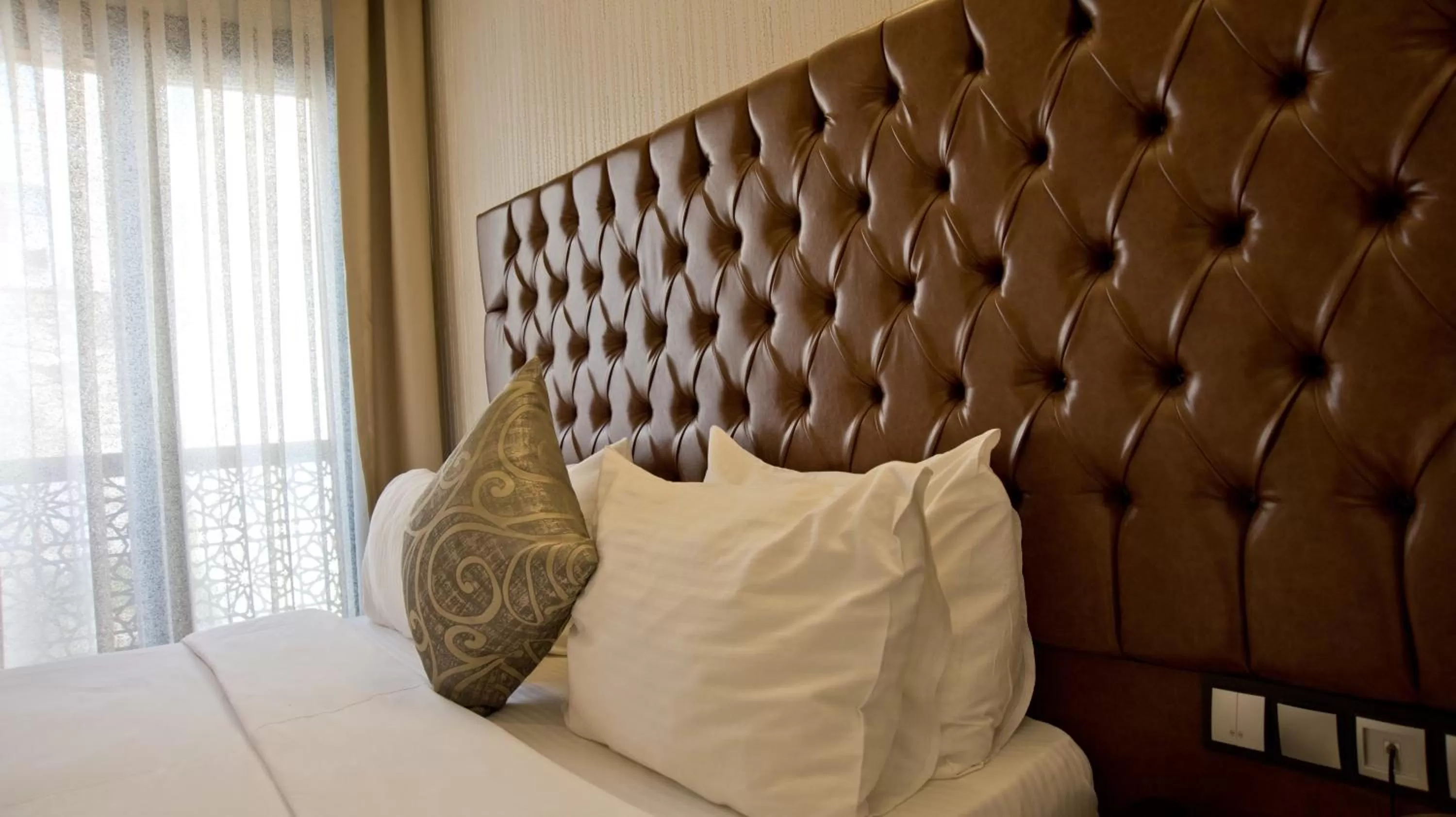 Bed, Seating Area in Pruva Hotel