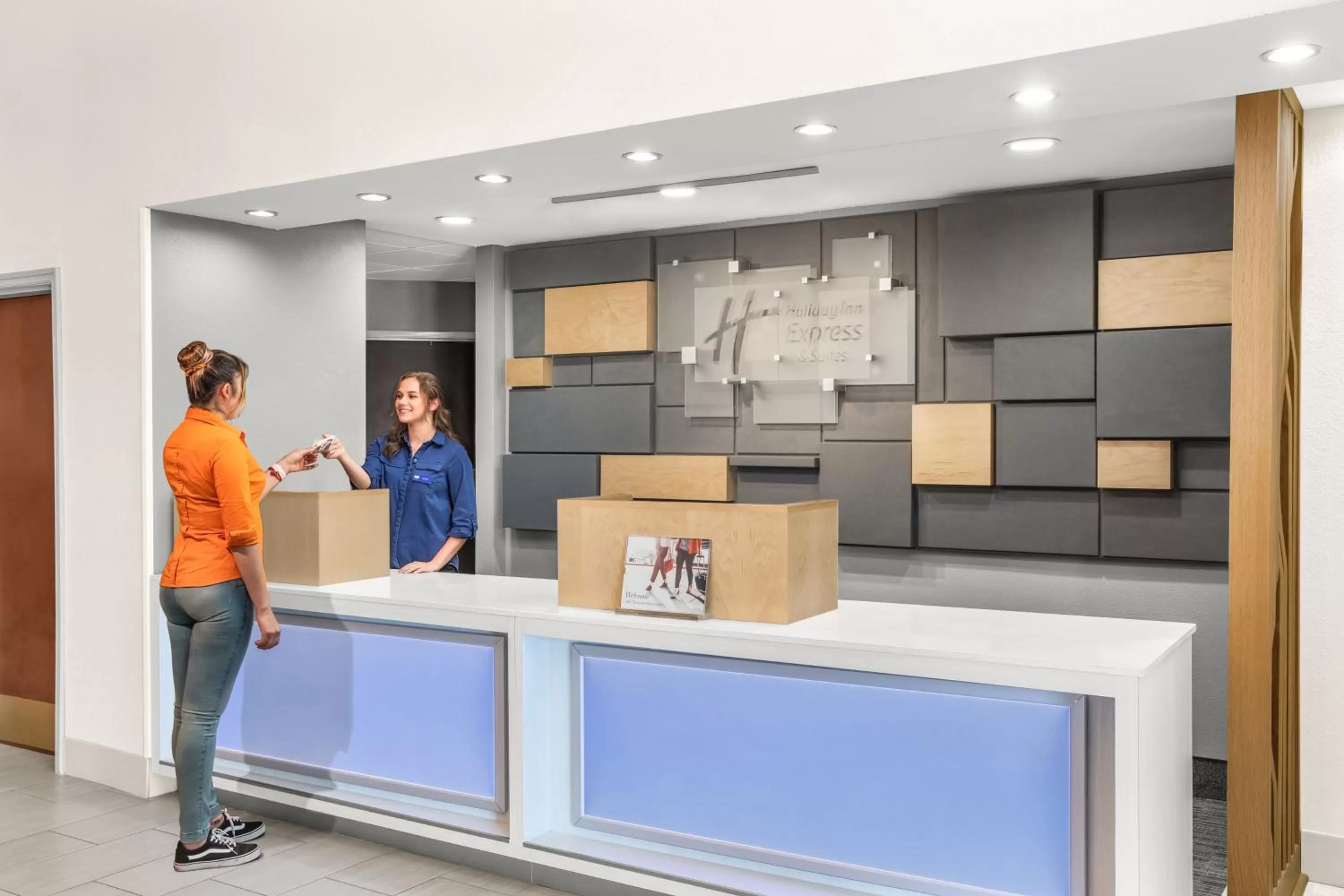 Property building in Holiday Inn Express Hotels & Suites Greenville-Spartanburg/Duncan by IHG