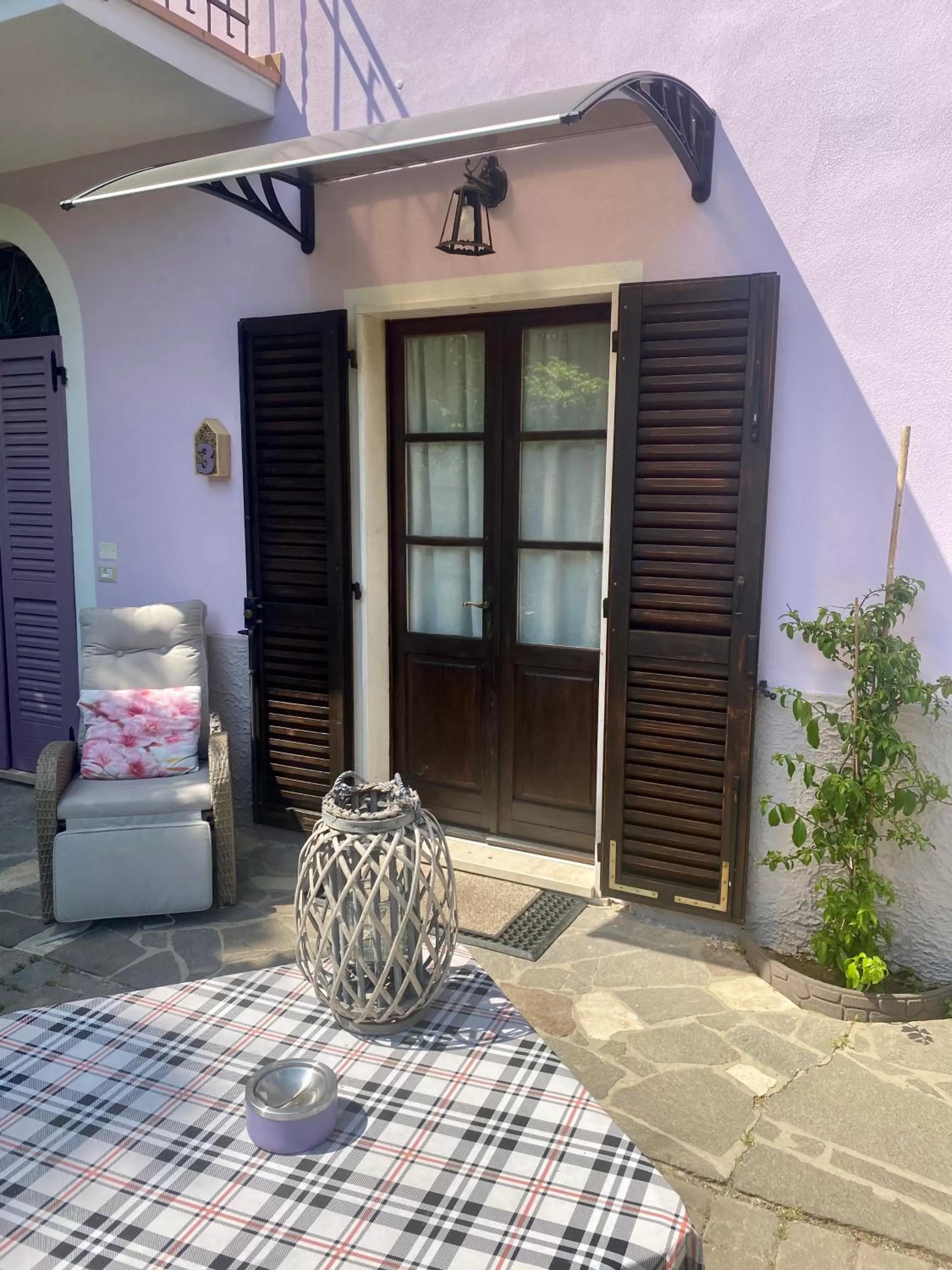 Facade/entrance in La Casa Di Campagna Sul Garda