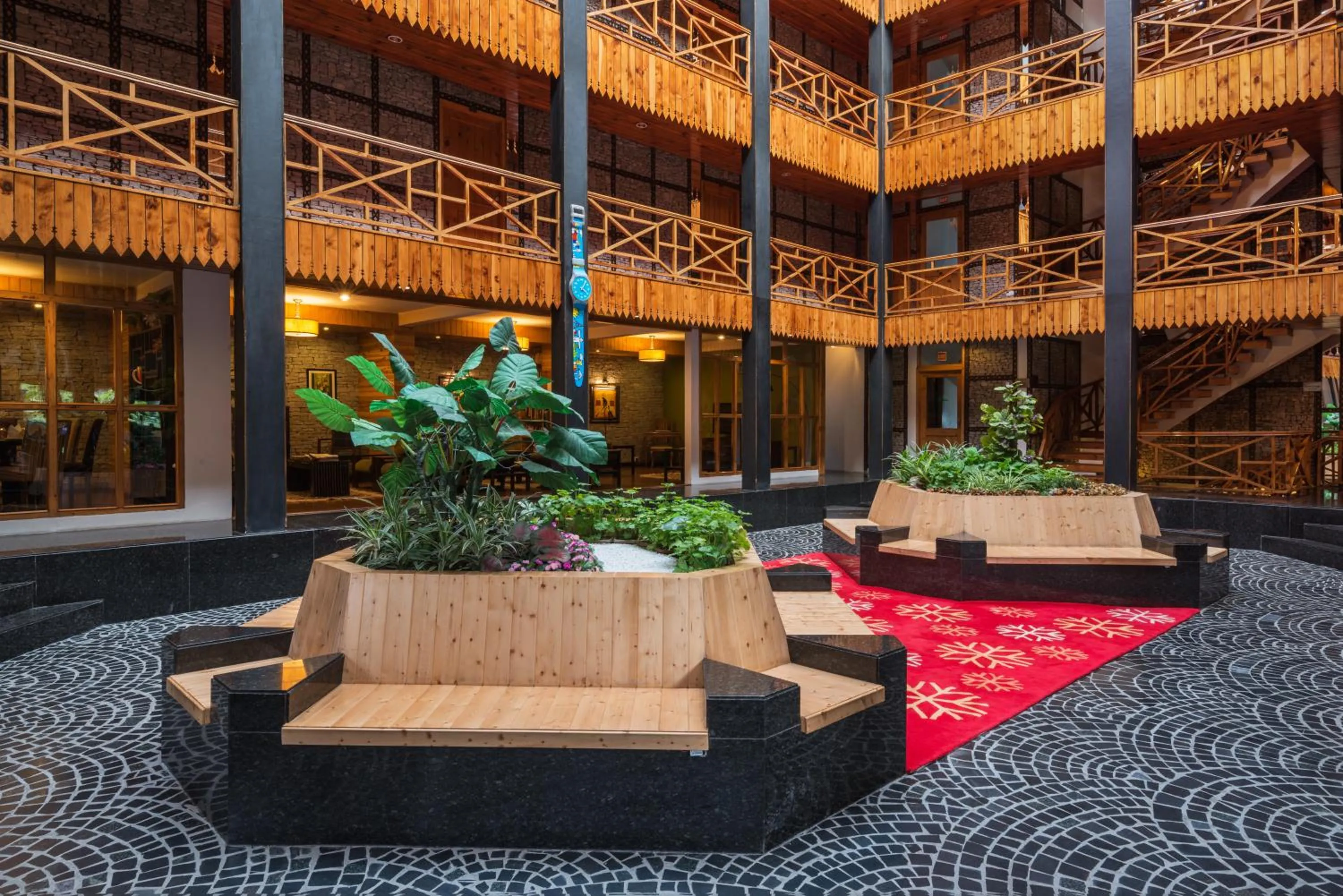 Honeymoon Inn Manali