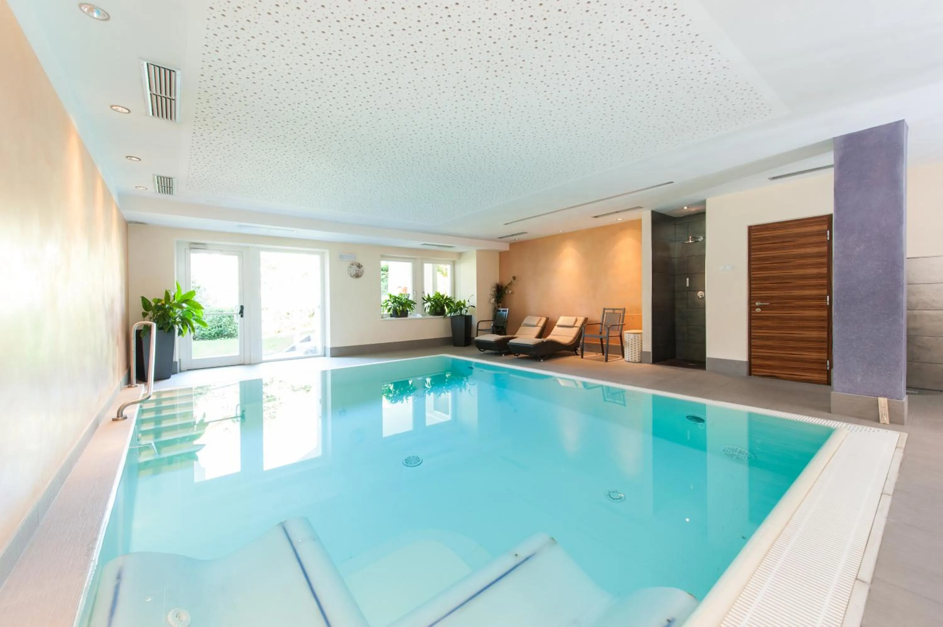 Swimming pool in Business Resort Parkhotel Werth