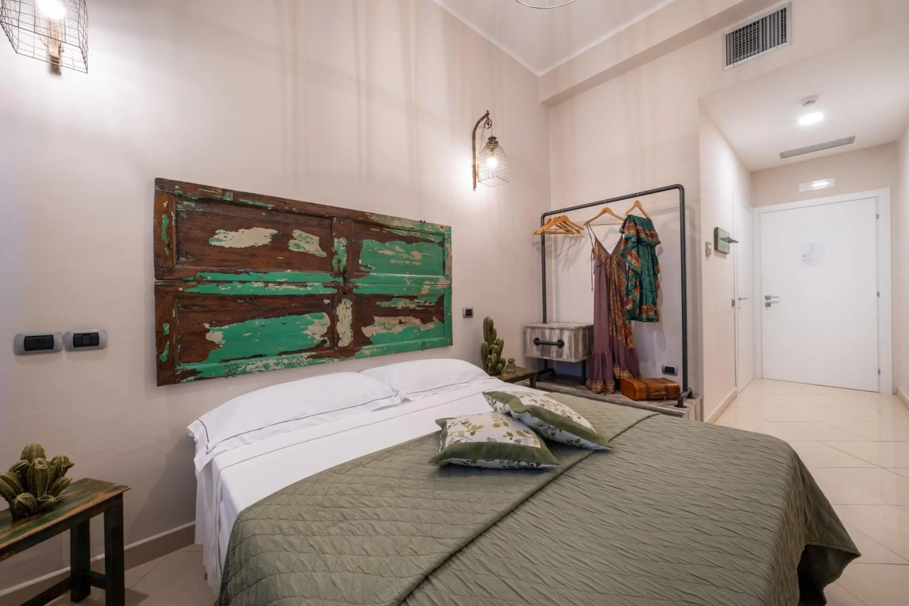 Double Room - Disability Access in Love & Fama Hotel Double Room - Disability Access in Love & Fama Hotel