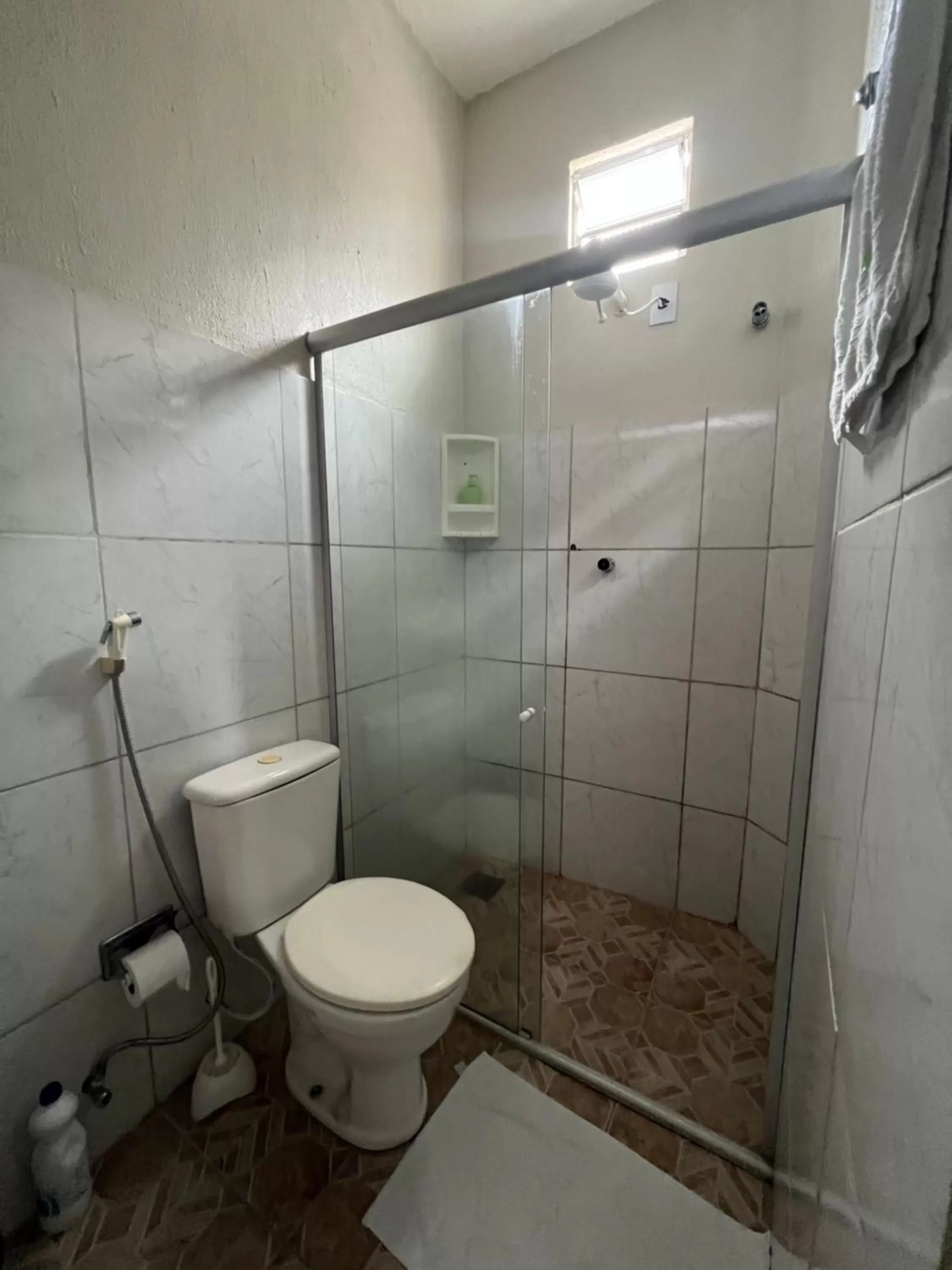 Shower, Bathroom in Pousada Hostal Iracema