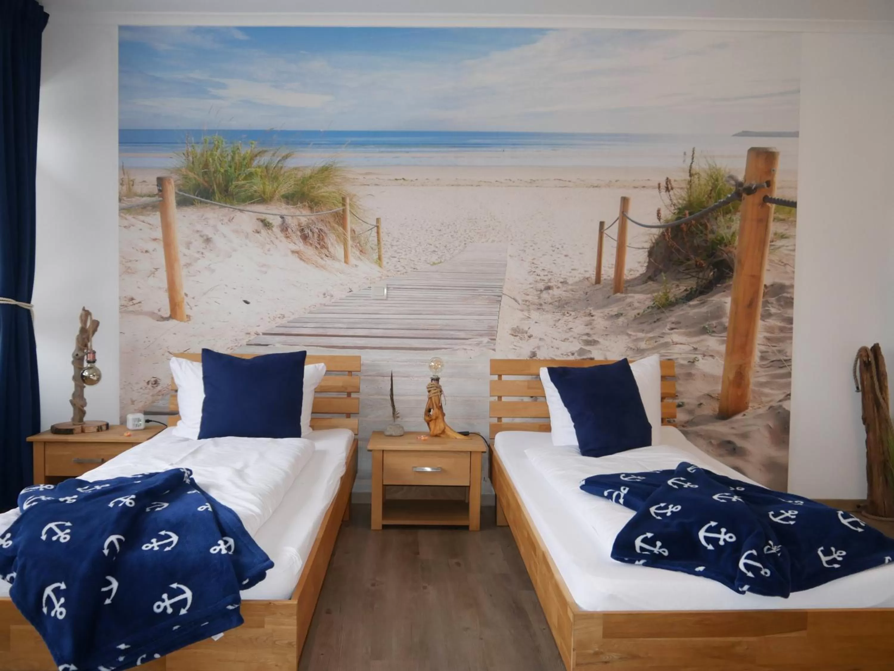 Bed in Hotel Seeblick am Sankelmarker See - Natur und Erholung