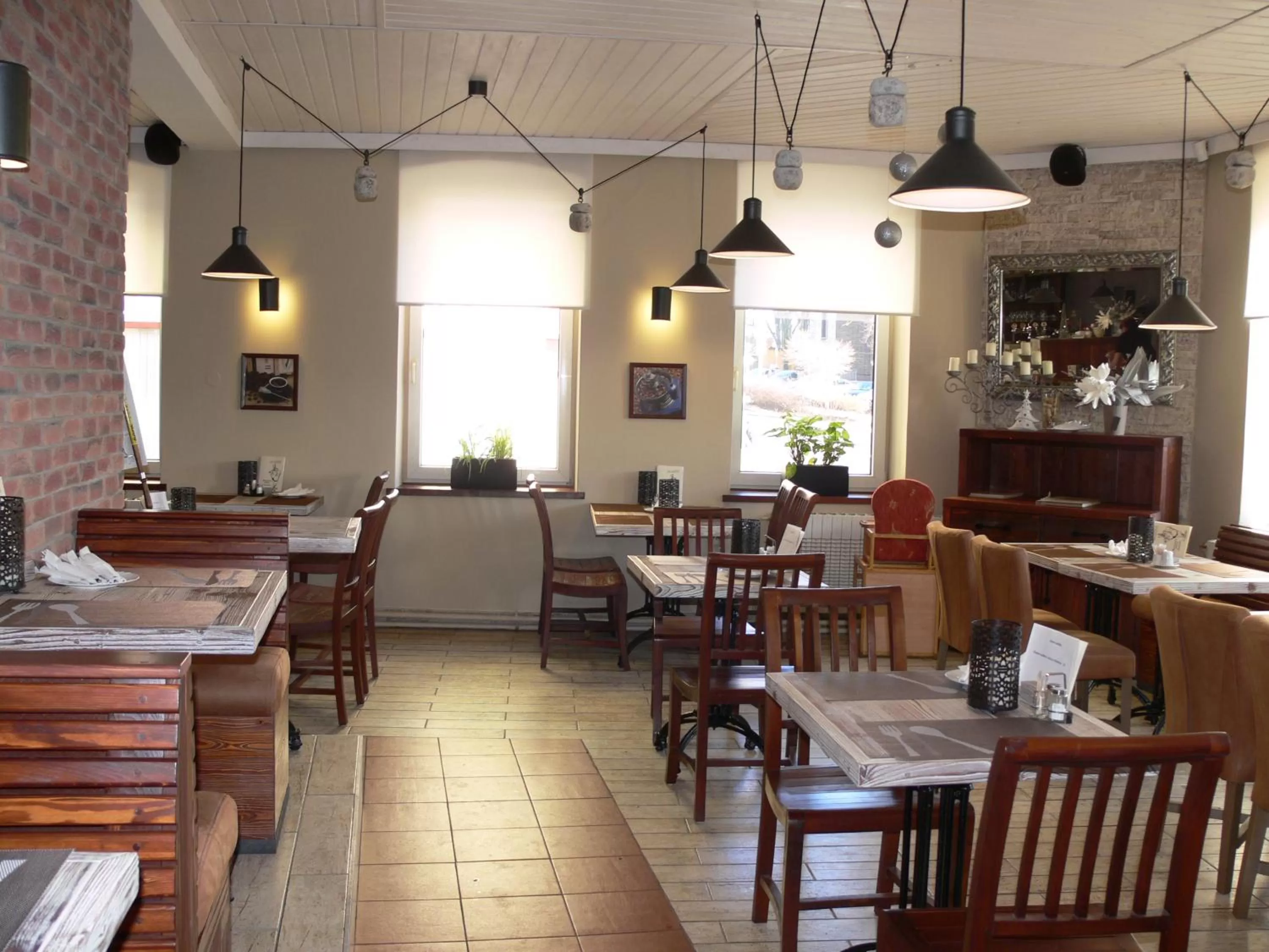 Restaurant/Places to Eat in Hotel Na Baste