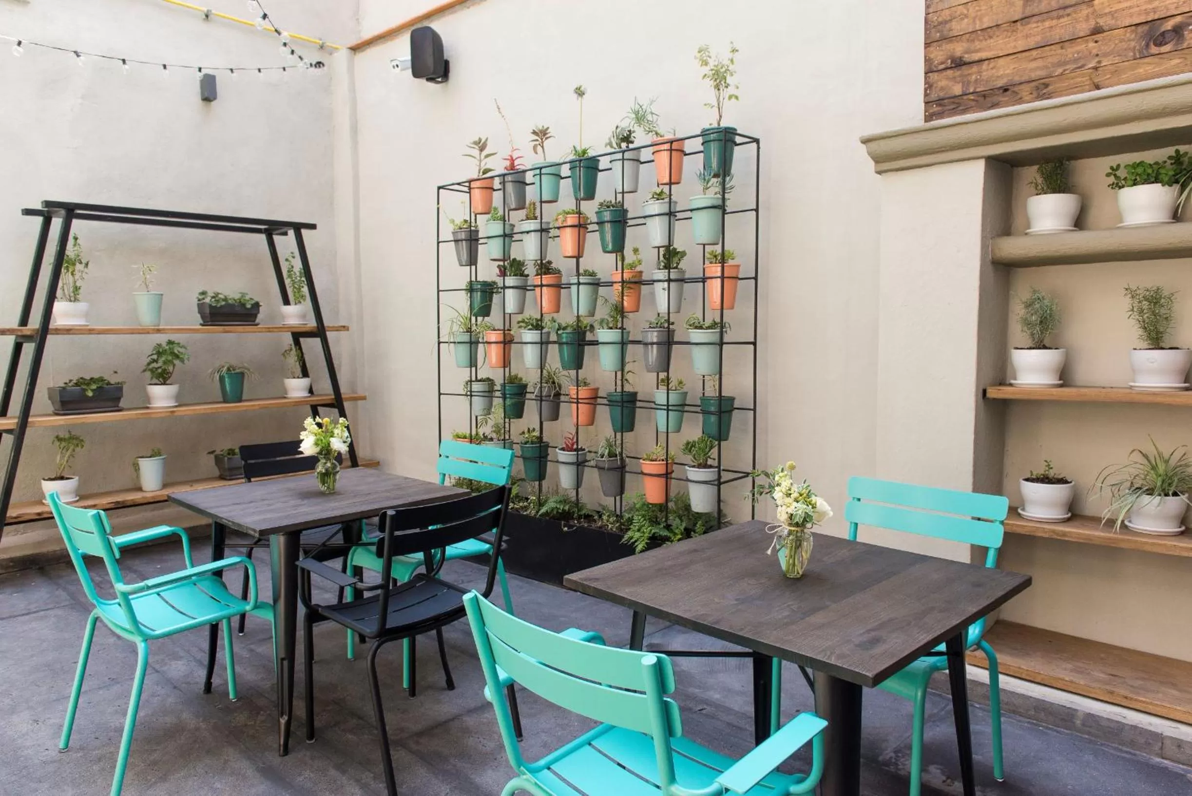 Dining area in Antigua Trece Hotel Fusión & SPA