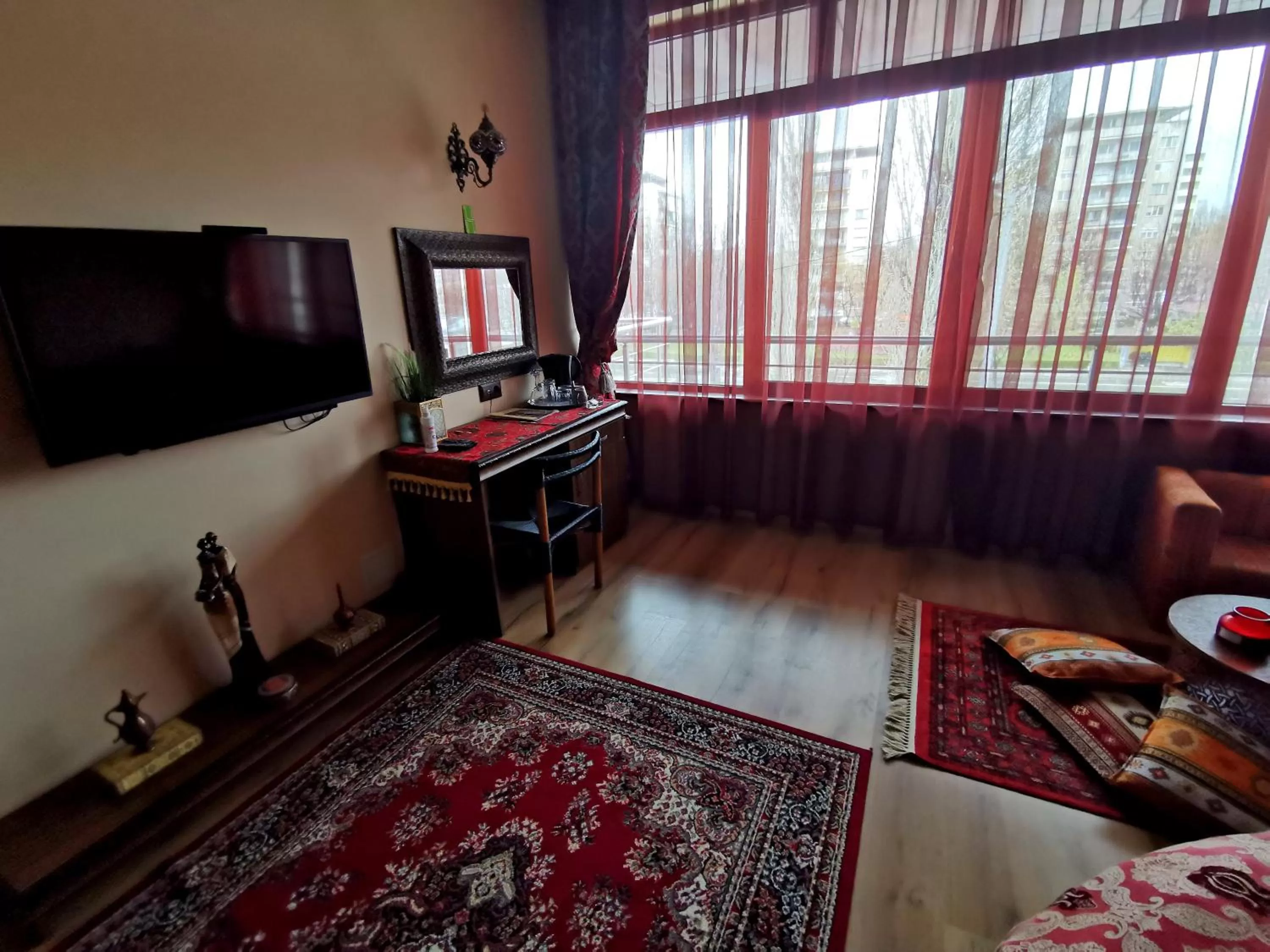 TV/Entertainment Center in Hotel Africa