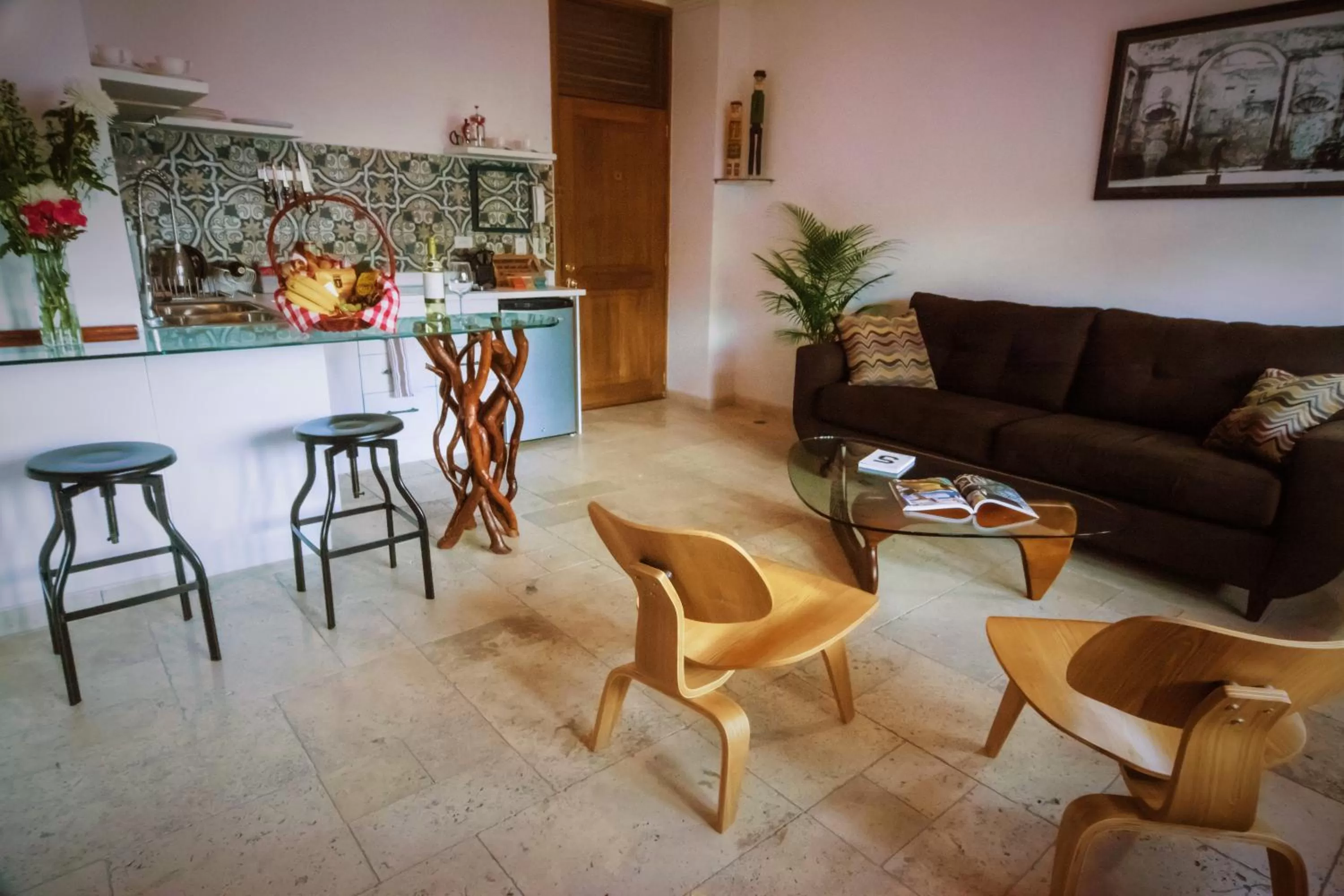 Living room in La Isabela Suites