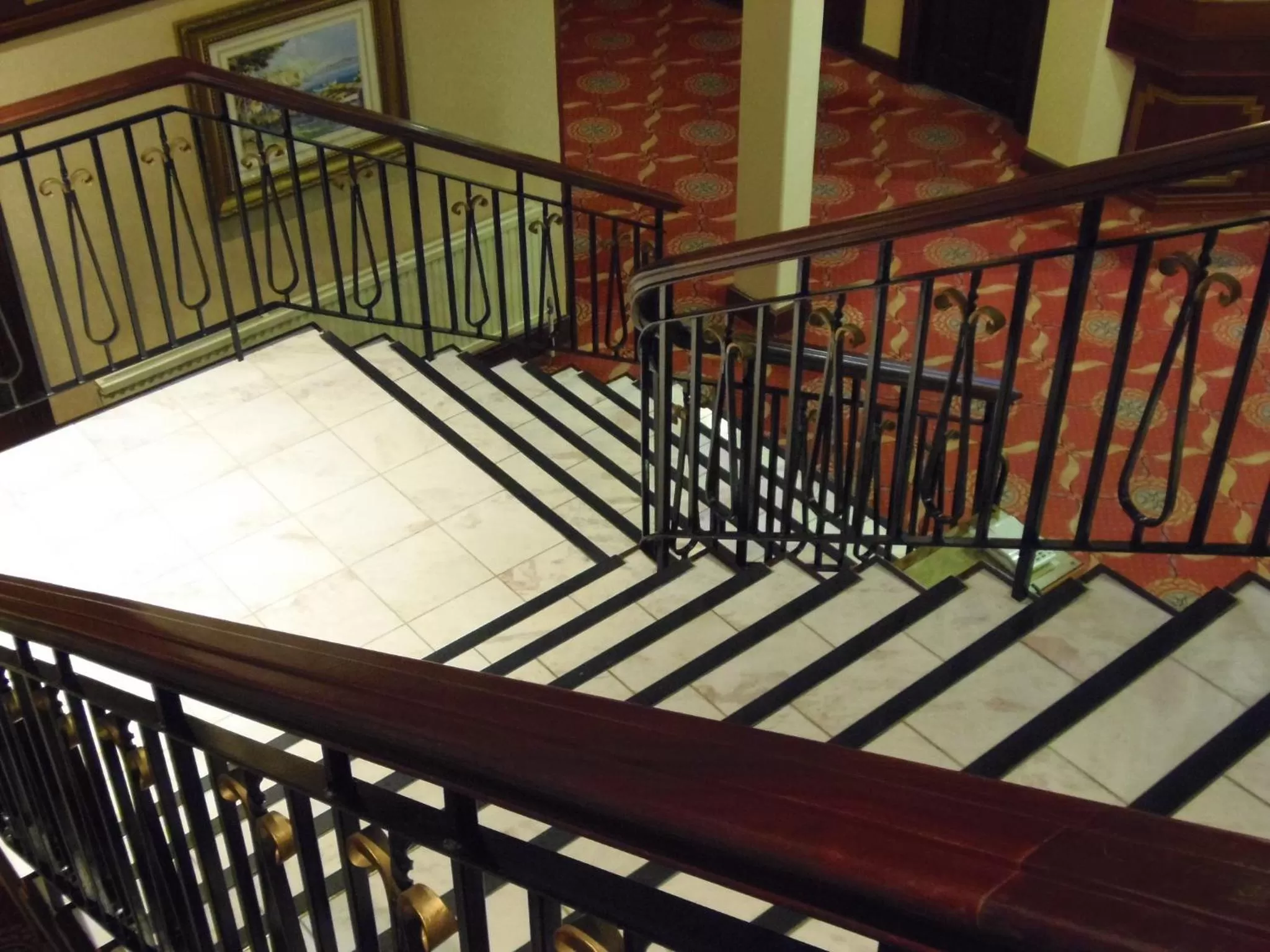 Decorative detail in Lakeside International Hotel