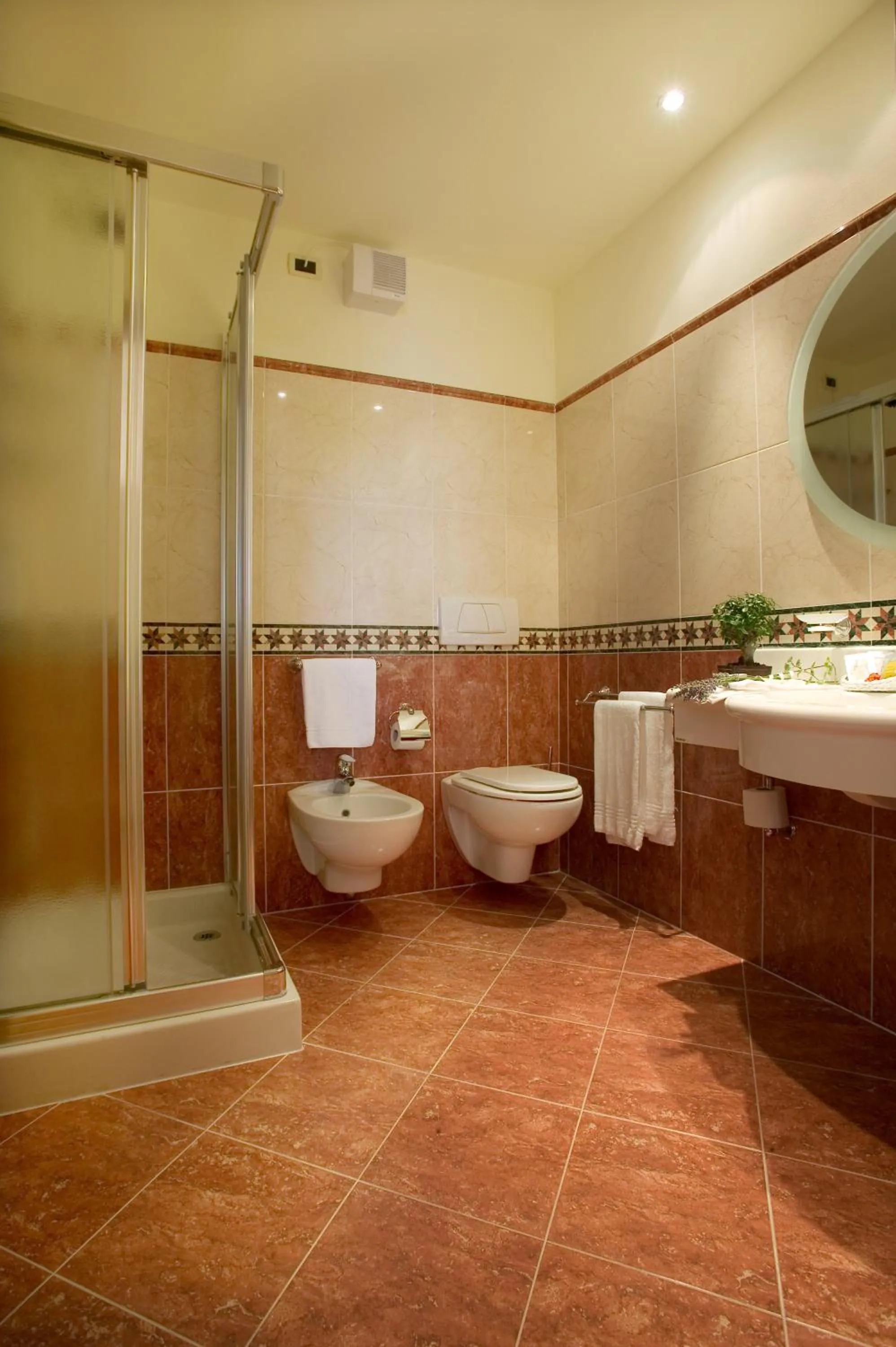 Shower in Hotel La Rondine