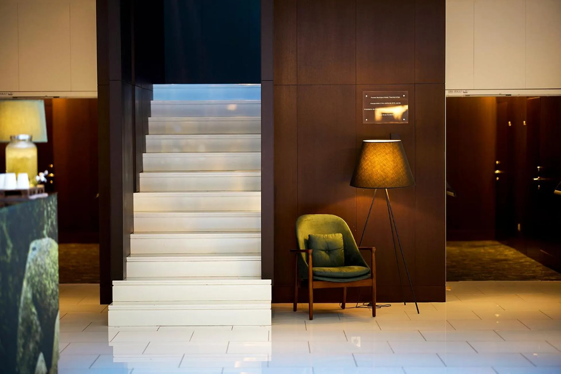 Lobby or reception, TV/Entertainment Center in Furnas Boutique Hotel - Thermal & Spa