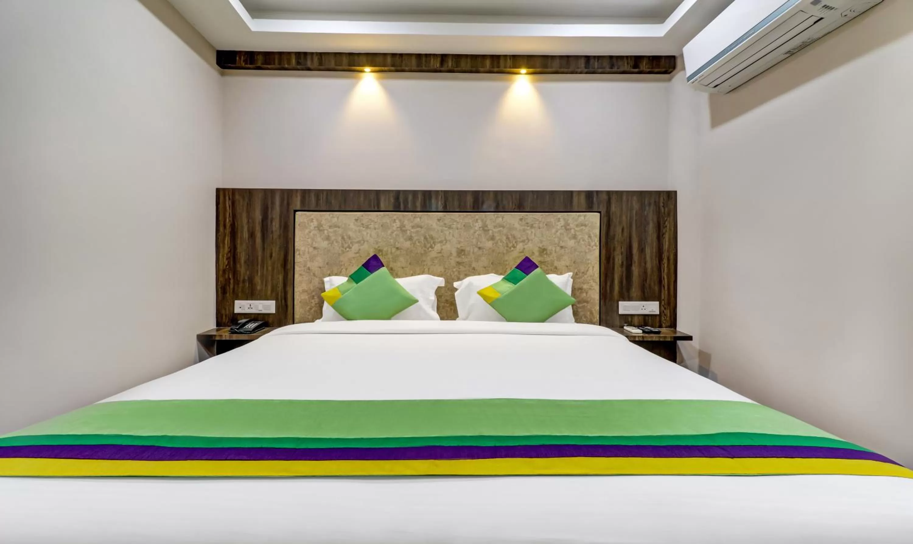 Bed in Hotel Bikalal, Bikaner